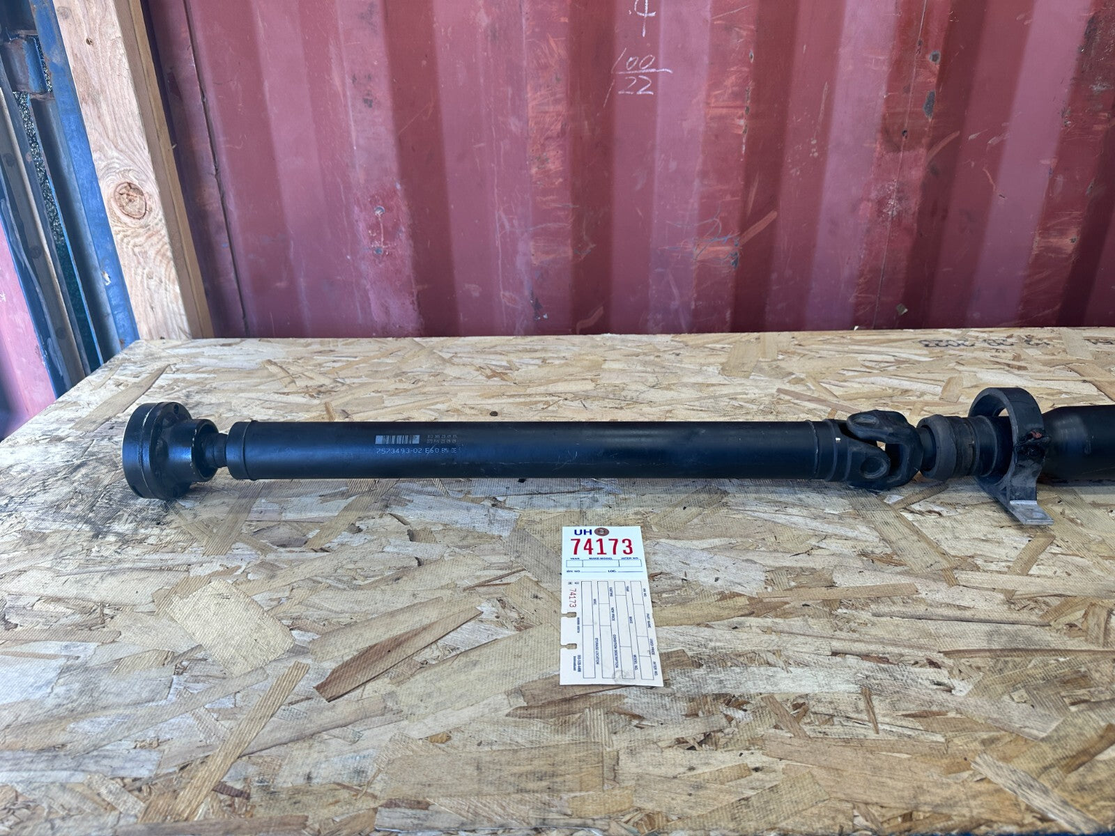 OEM BMW REAR DRIVESHAFT FITS AUTO 04-10 E60 E61 525 528 530 535 7542120 7573493