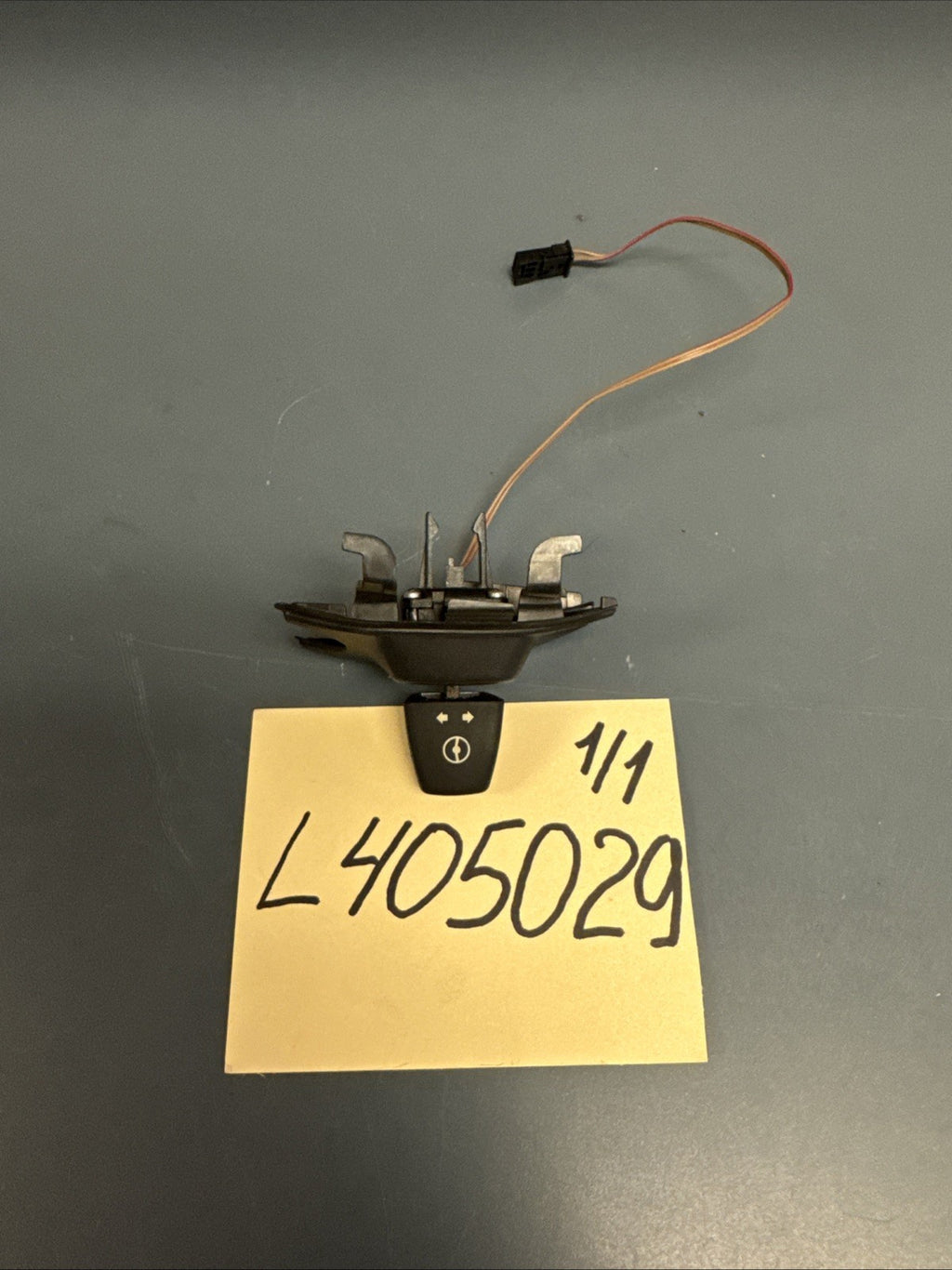 07-14 OEM BMW Steering Column Adjustment Switch 6966710 E70 E71