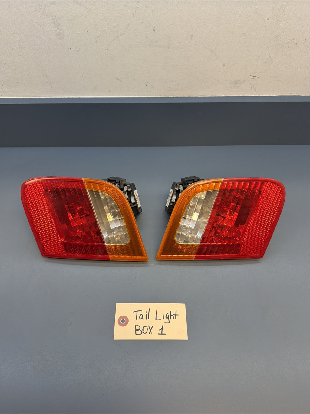 02-05 BMW 3 Series Left / Right Side Inner Tail Lights OEM 6907945 / 6907946