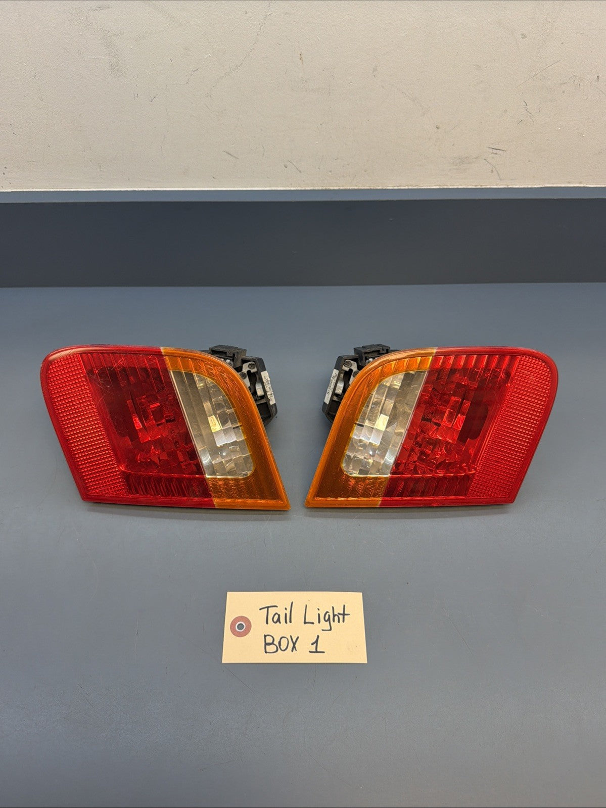 02-05 BMW 3 Series Left / Right Side Inner Tail Lights OEM 6907945 / 6907946