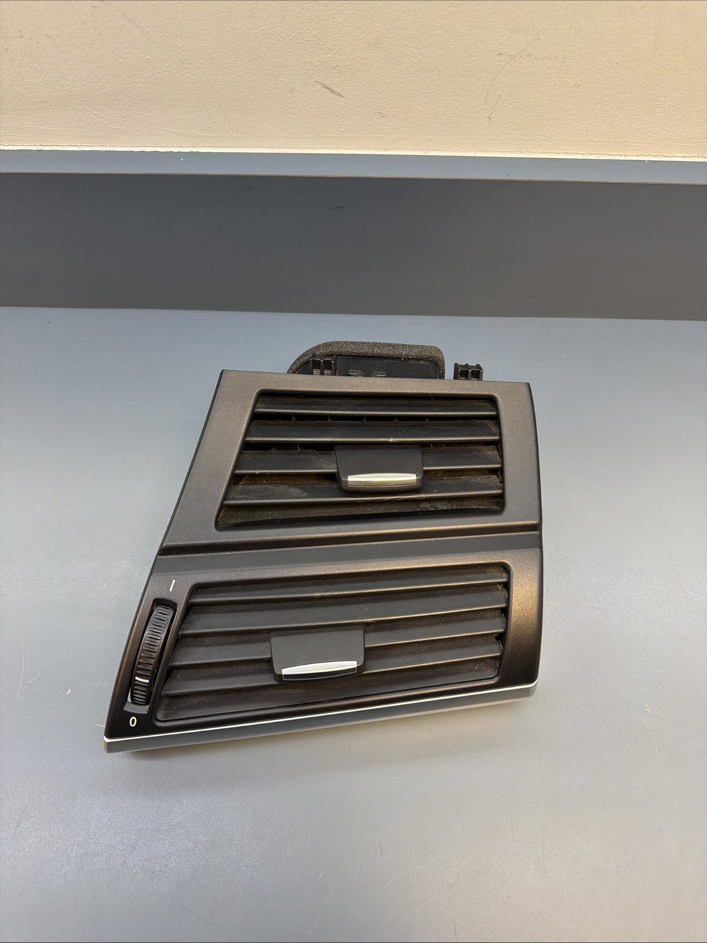 07-13 BMW X5 E70 Right Passenger Dash Ac Heater Air Vent Grille 9227768 OEM