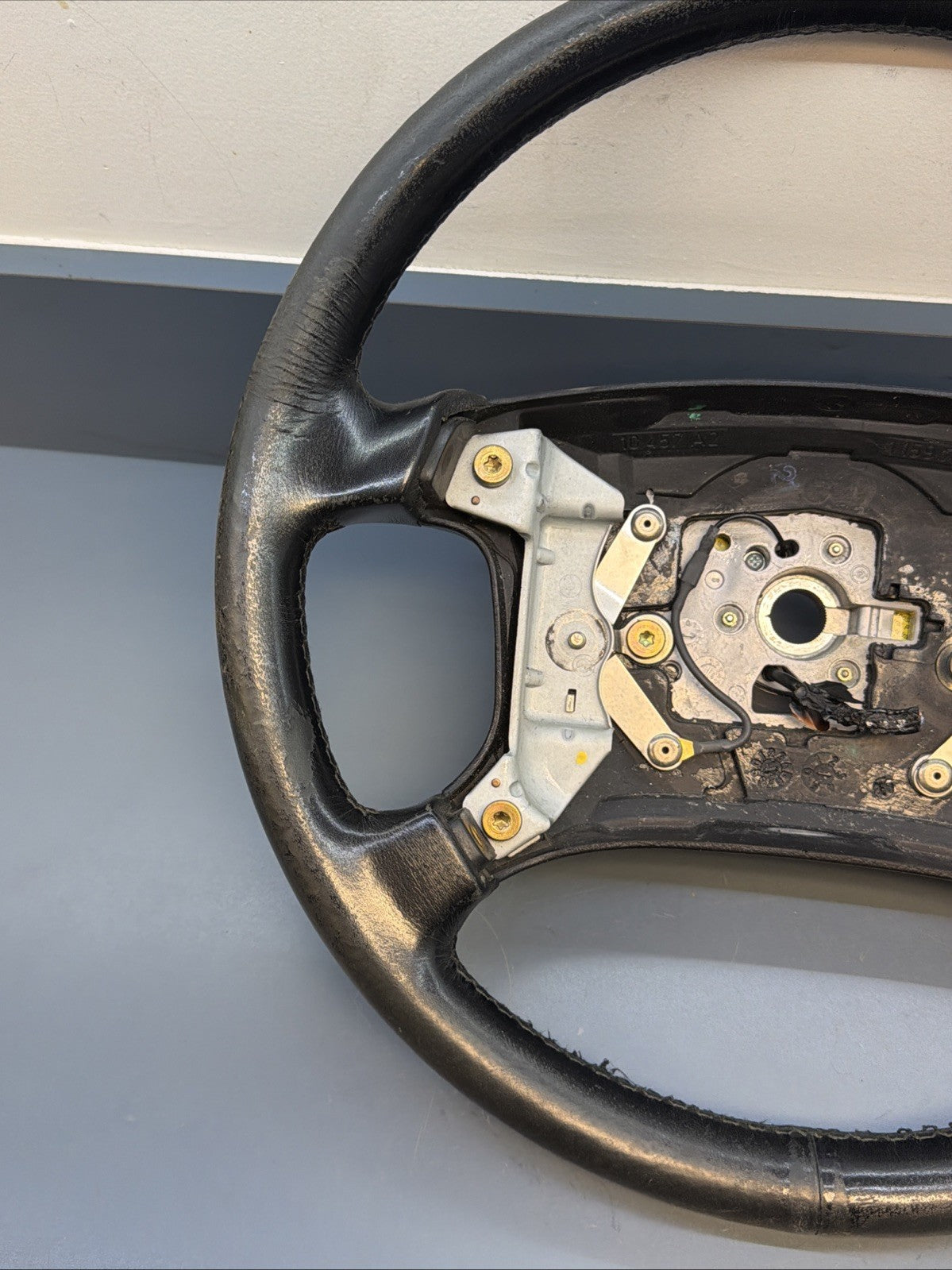 92-99 Bmw E36 3 Series Front Driver Side Black Leather Steering Wheel 1159788