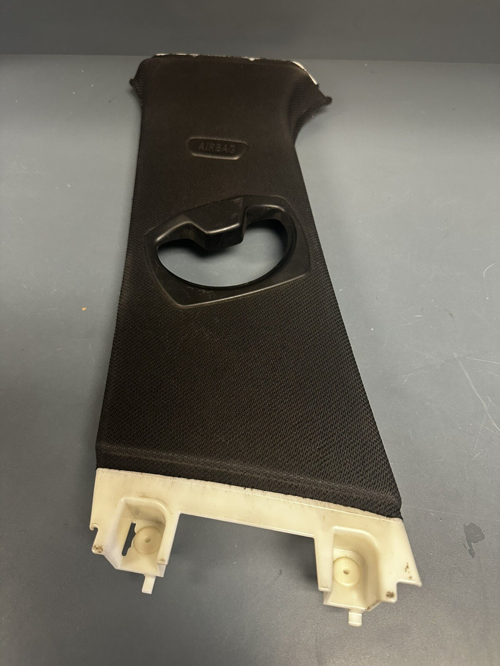 13-18 BMW F30 LEFT DRIVER SIDE UPPER B PILLAR TRIM COVER PANEL OEM 7220997
