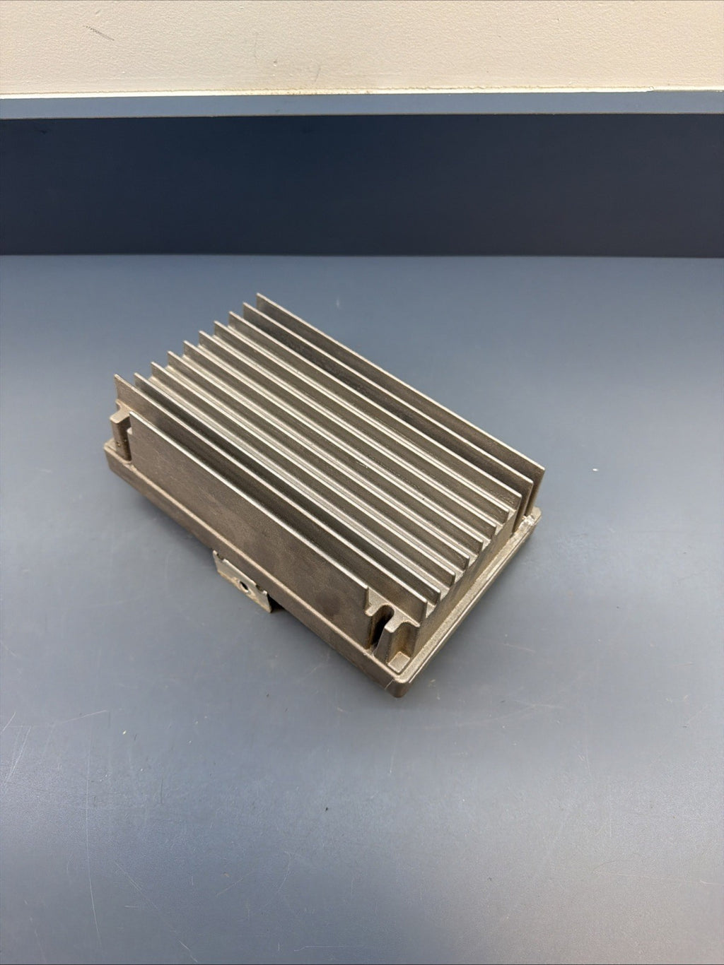 12-16 BMW F30 328i 9283511 LEAR RADIO AUDIO AMPLIFIER HIFI HLC OEM AMP 9283511