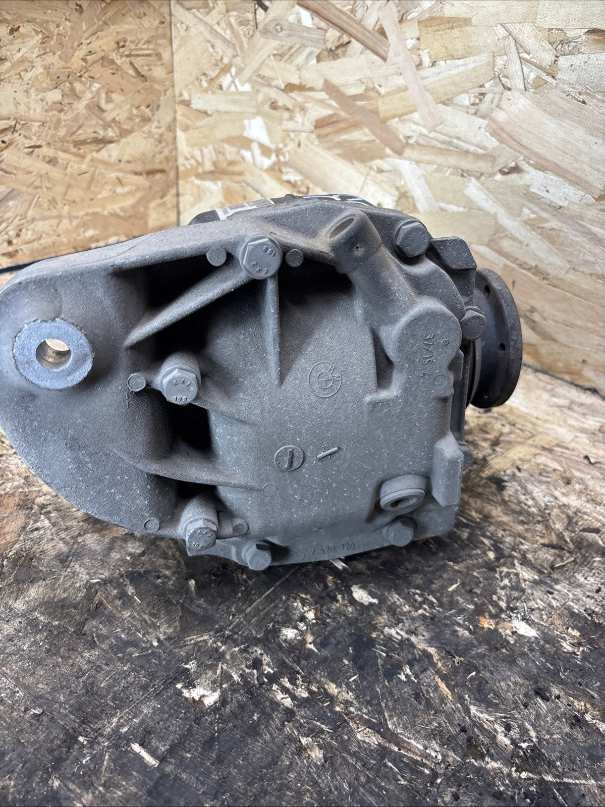 BMW REAR DIFFERENTIAL 5 SERIES 3.46 FINAL DRIVE 3310 7560883 AWD E60