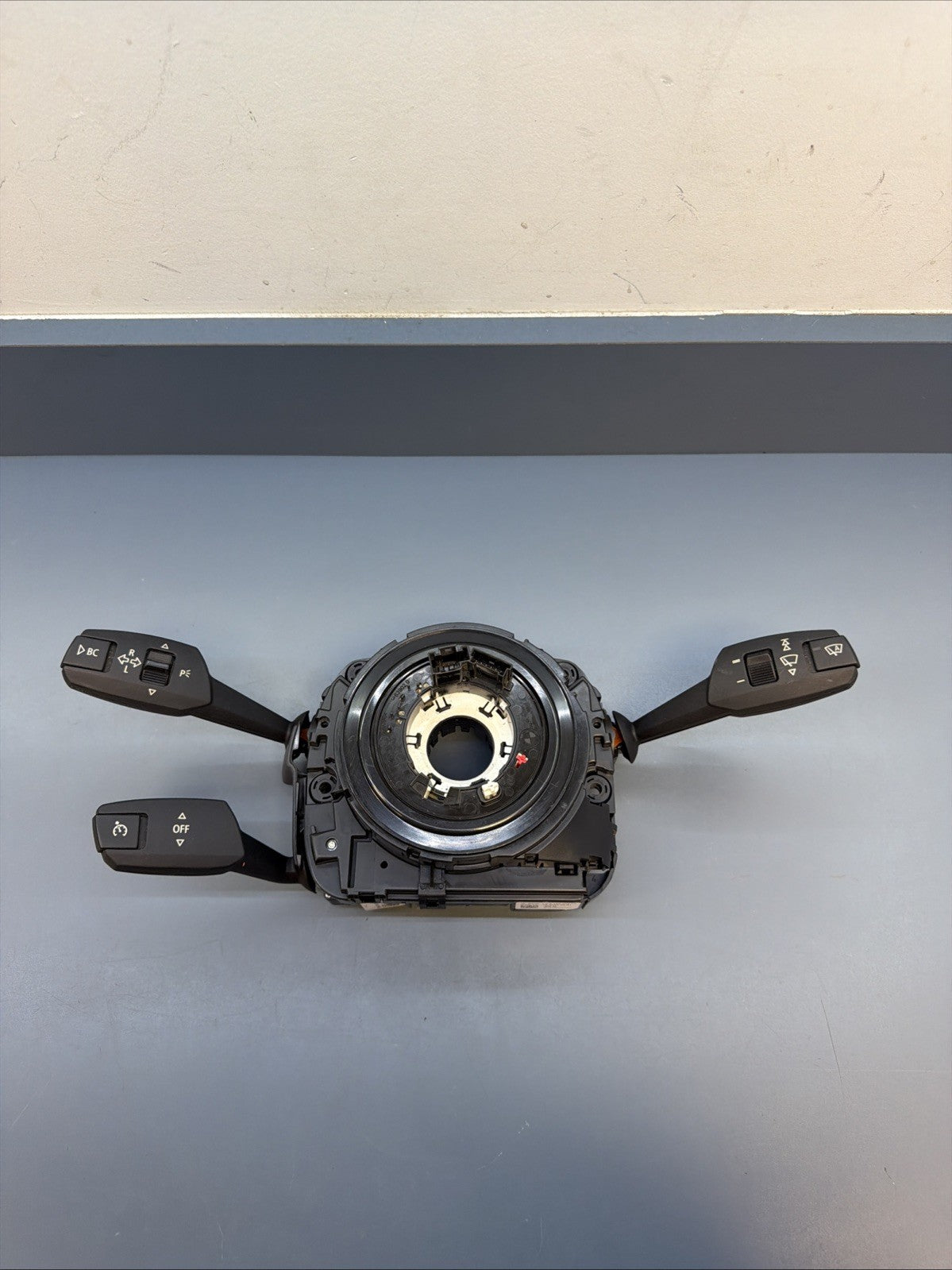 07-13 BMW 328i 330i 335i E90 E92 E93 Steering Controls Clockspring Combo 9123049