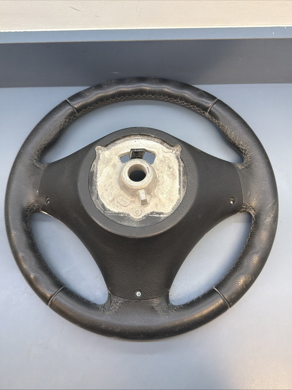 07-11 OEM BMW E82 E90 E92 E93 X1 328 335 Sport Leather Steering Wheel 6772147