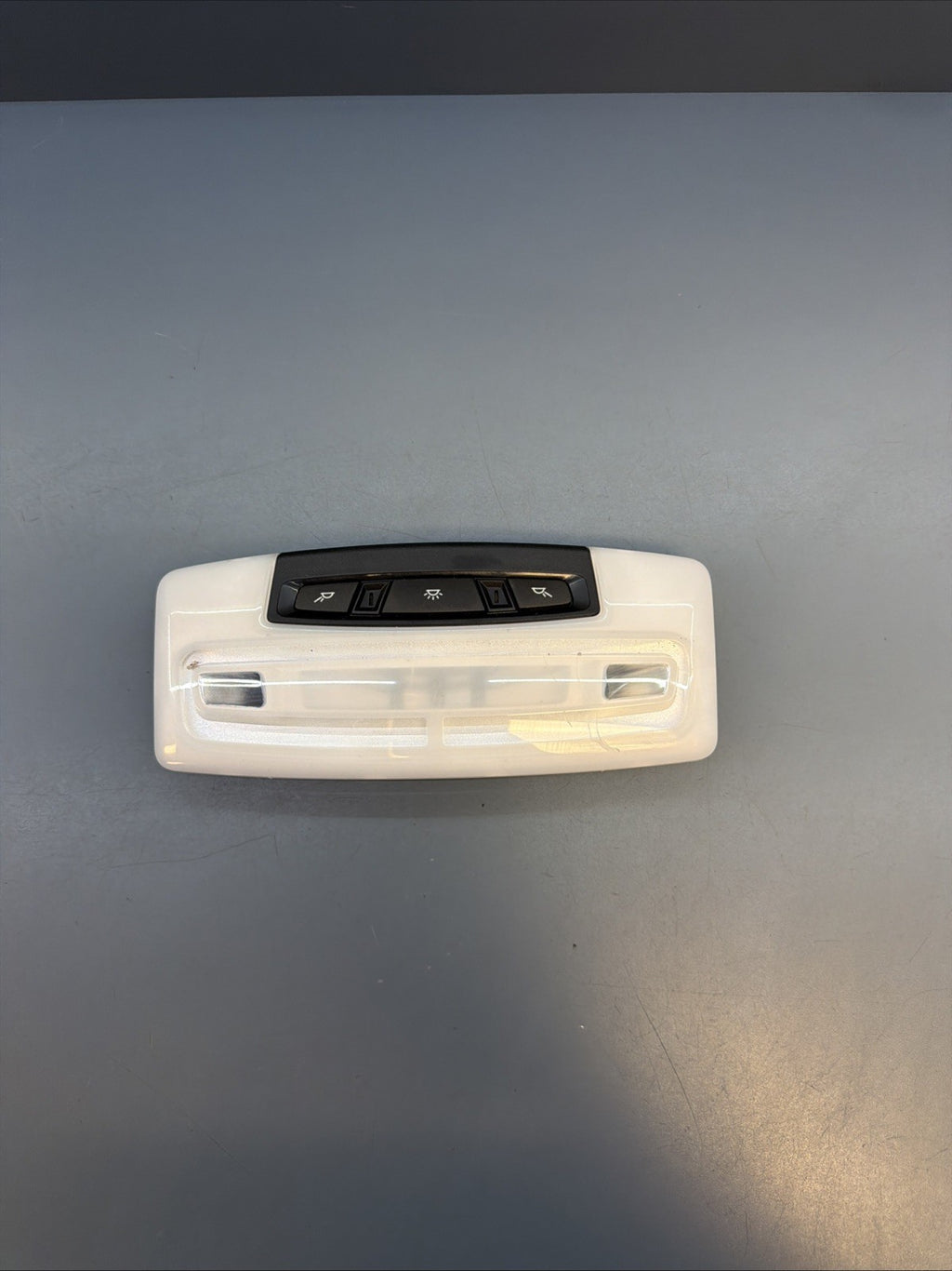 BMW F30 2012-2019 REAR OVERHEAD DOME LIGHT SWITCH OEM 179349-00