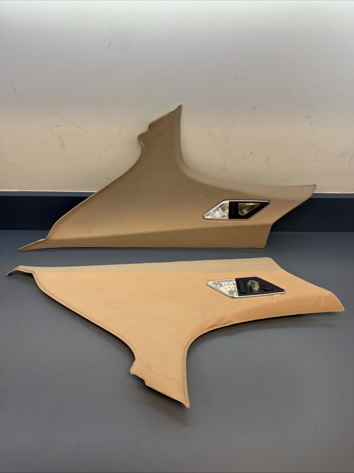 99-05 BMW E46 SEDAN Pair Of Left & Right Rear C Pillar Trim Panel BEIGE 8220243