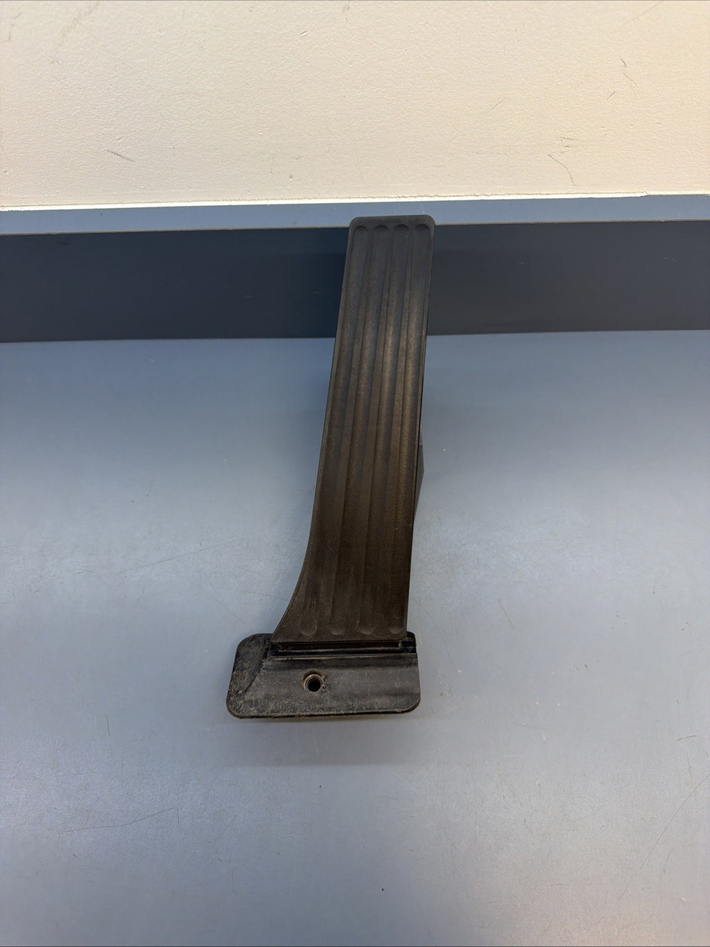 06-13 BMW E90 E92 E93 328i 335i X3 Automatic GAS ACCELERATION PEDAL 6789998 OEM