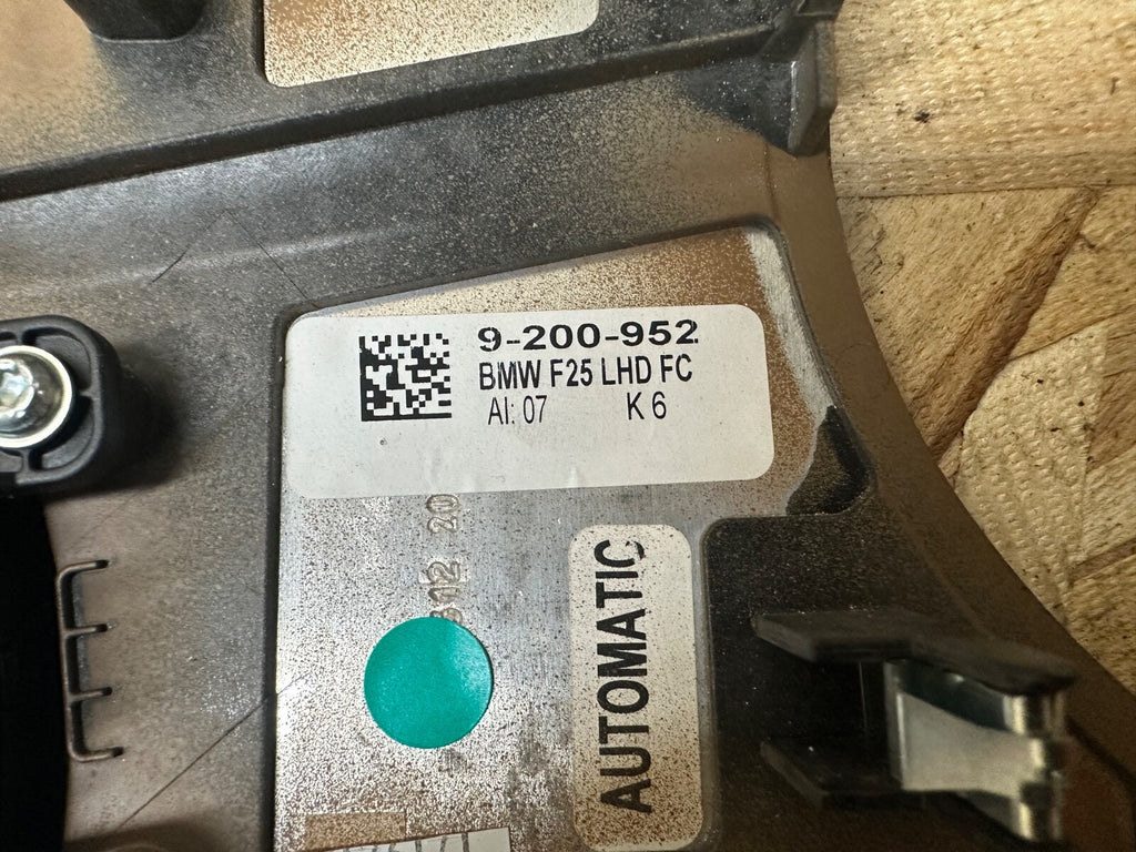 BMW 2011-2019 F25 X3 CENTER CONSOLE SHIFTER TRIM AND SWITCHES OEM 9200952