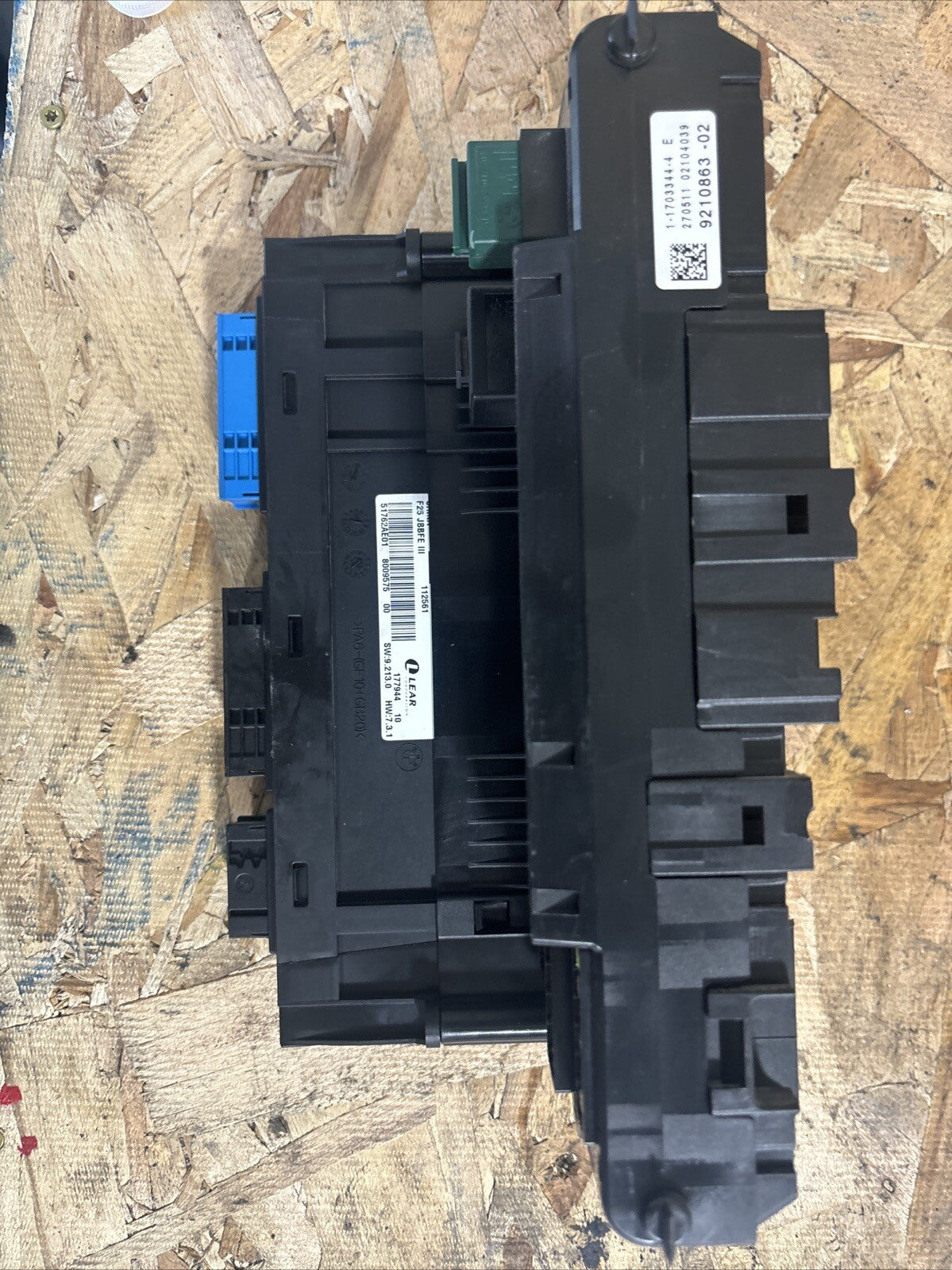 2011-2012 bmw x3 f25 front power distribution fuse relay box 9210863 OEM