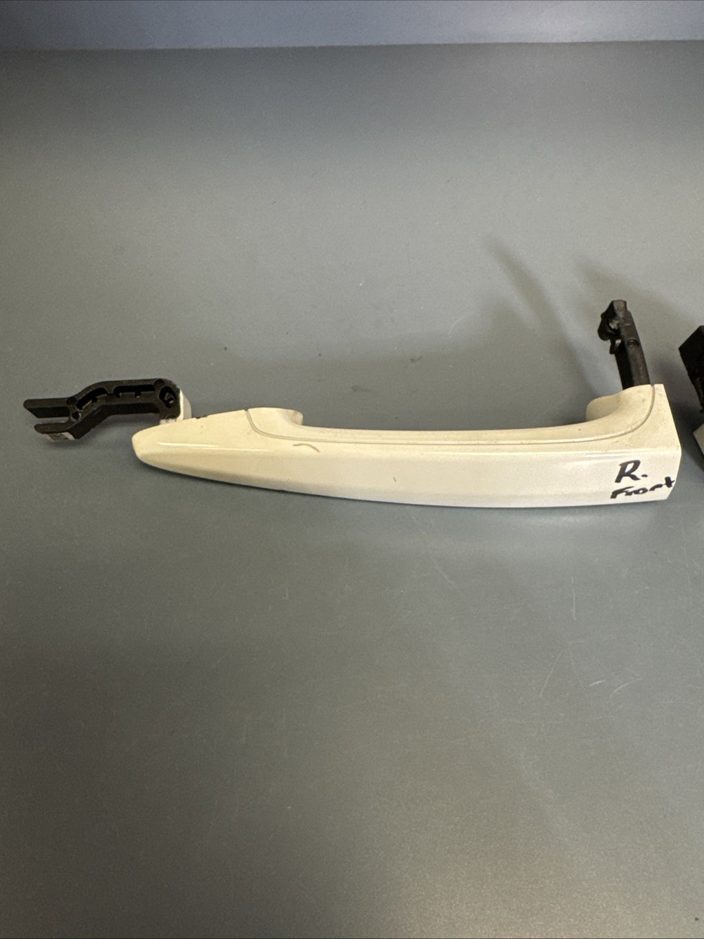 BMW F31 F30 F80 2014 Door Handle Front Right Exterior 7329366 OEM