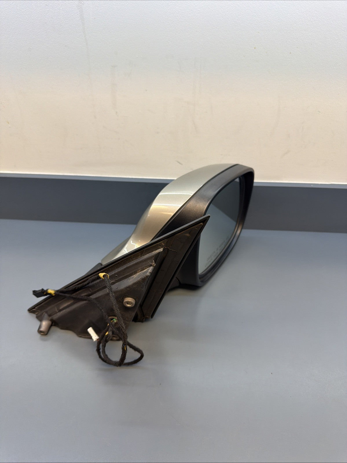 BMW X3 E83 PASSENGER RH SIDE DOOR VIEW MIRROR OEM GOLD