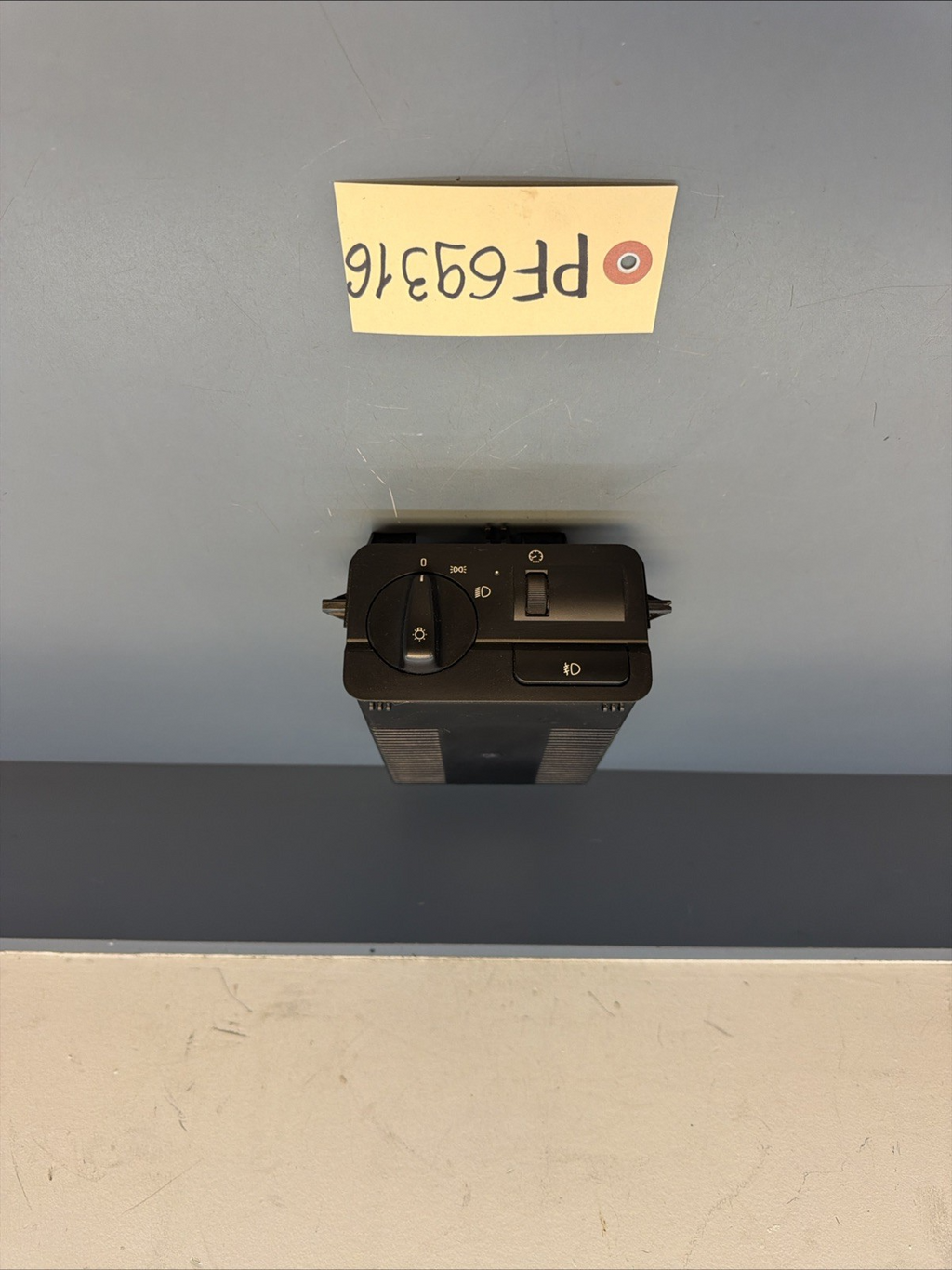 1999-2005 BMW E46 3-Series Headlight Switch Control Module OEM 6919841