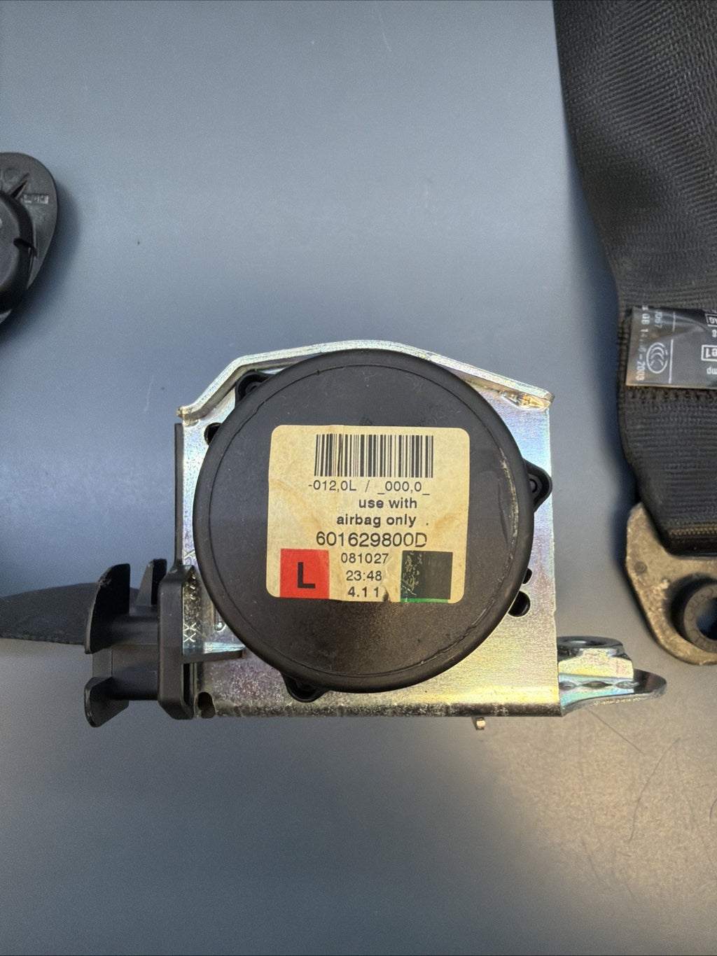 OEM Front Left Seat Belt FOR 2007 2008 2009 BMW 528i 535I E60 601629800D