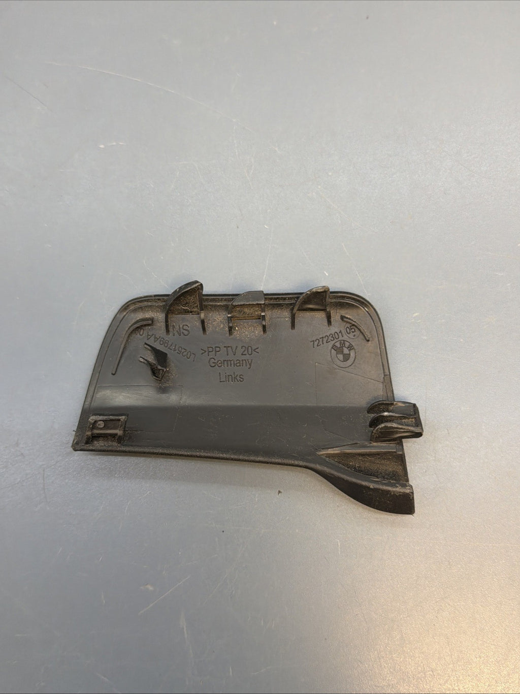 15-2016 BMW M235I XDRIVE F22 FRONT LEFT SIDE SEAT BELT GUIDE TRIM COVER 7272301