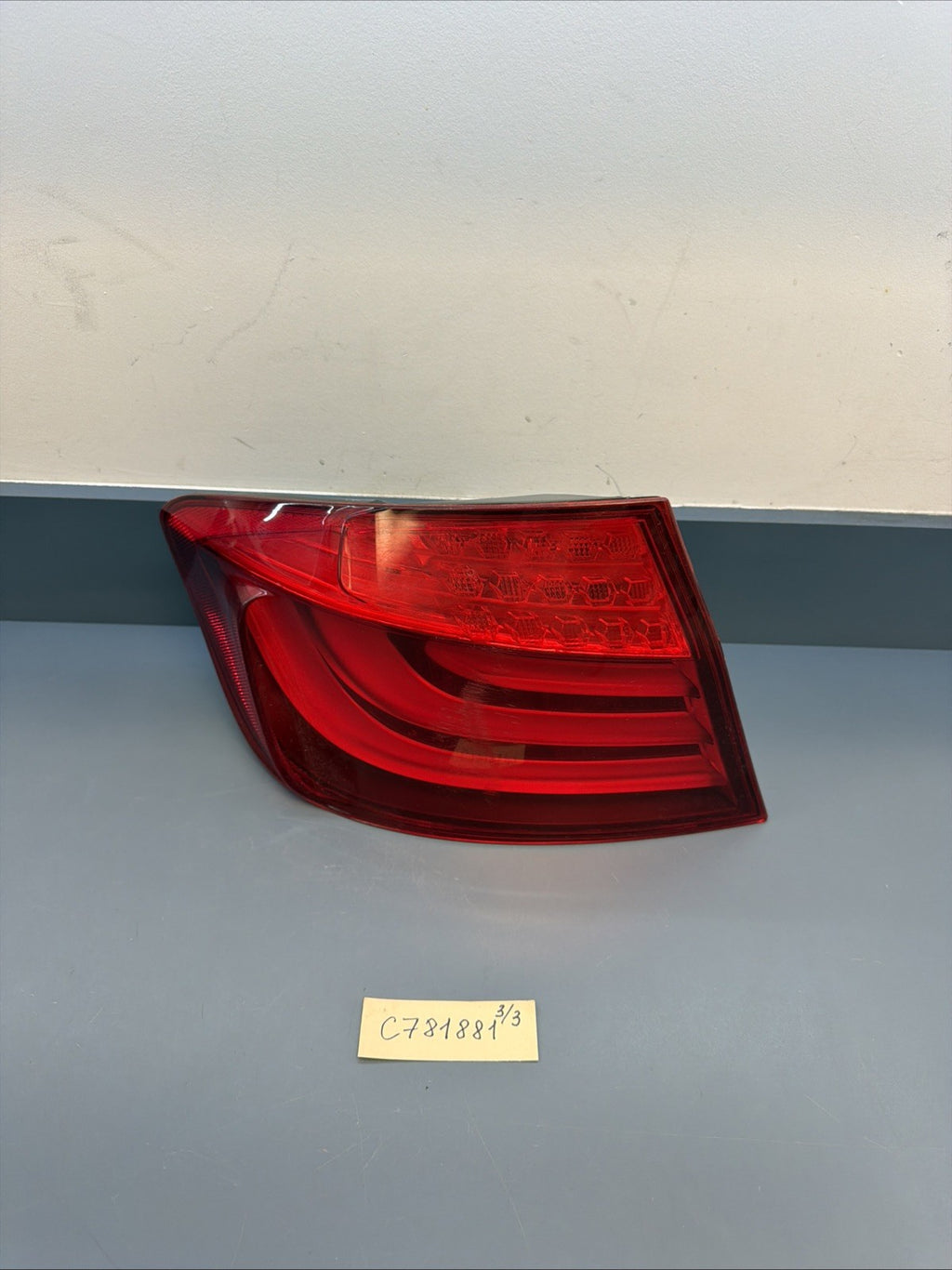 2011-2013 BMW F10 528i 535i 550i M5 TAIL LIGHT BRAKE DRIVER LEFT OEM 173462-01
