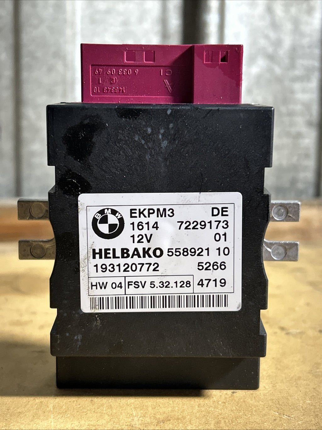 BMW 2006-2016 1/3/5/6 SERIES X1 X5 X6 Z4 FUEL PUMP CONTROL MODULE OEM 7229173