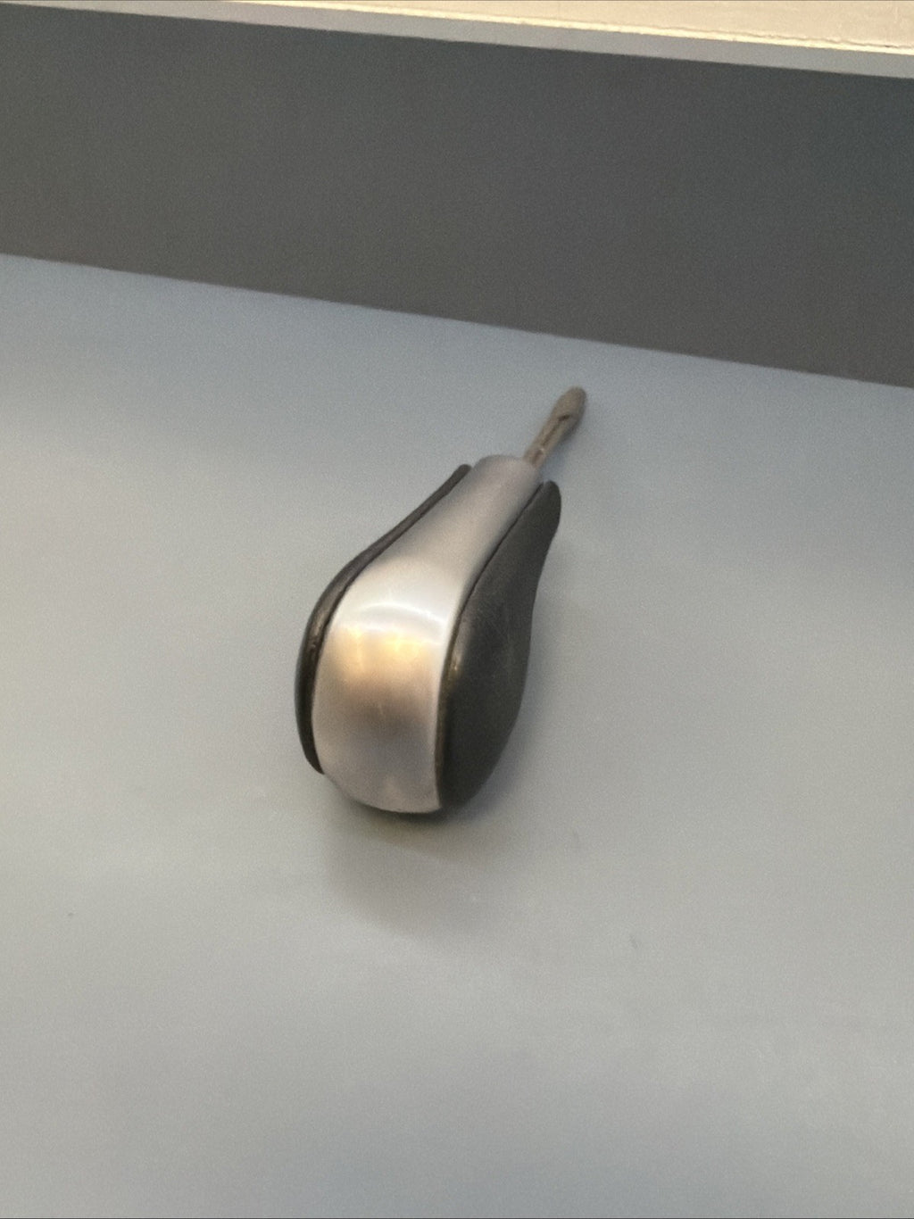 04-10 BMW X3 E83 Gear Shift Shifter Knob Auto Trans OEM 7537992