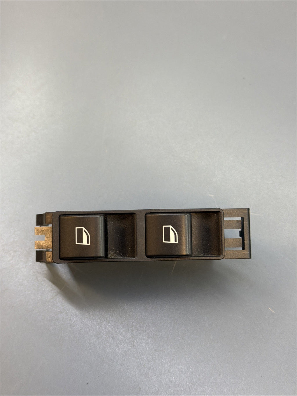 99-06 BMW 330I E46 WINDOW SWITCH 8381514