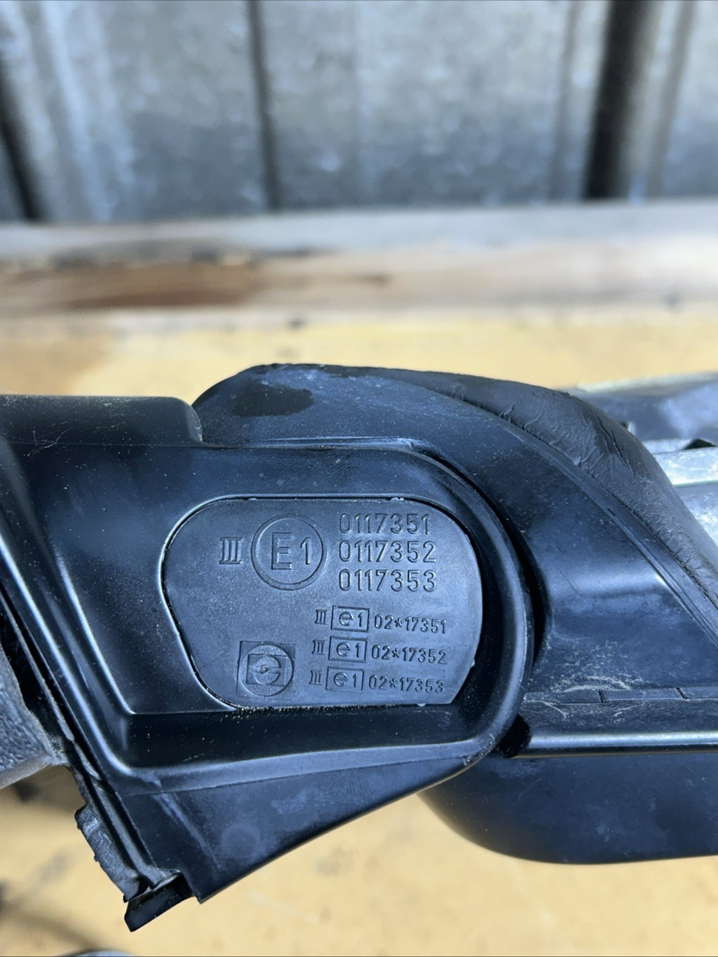 BMW 1997-2002 E46 PRE LCI LEFT/DRIVER SIDE VIEW MIRROR OEM 0117351