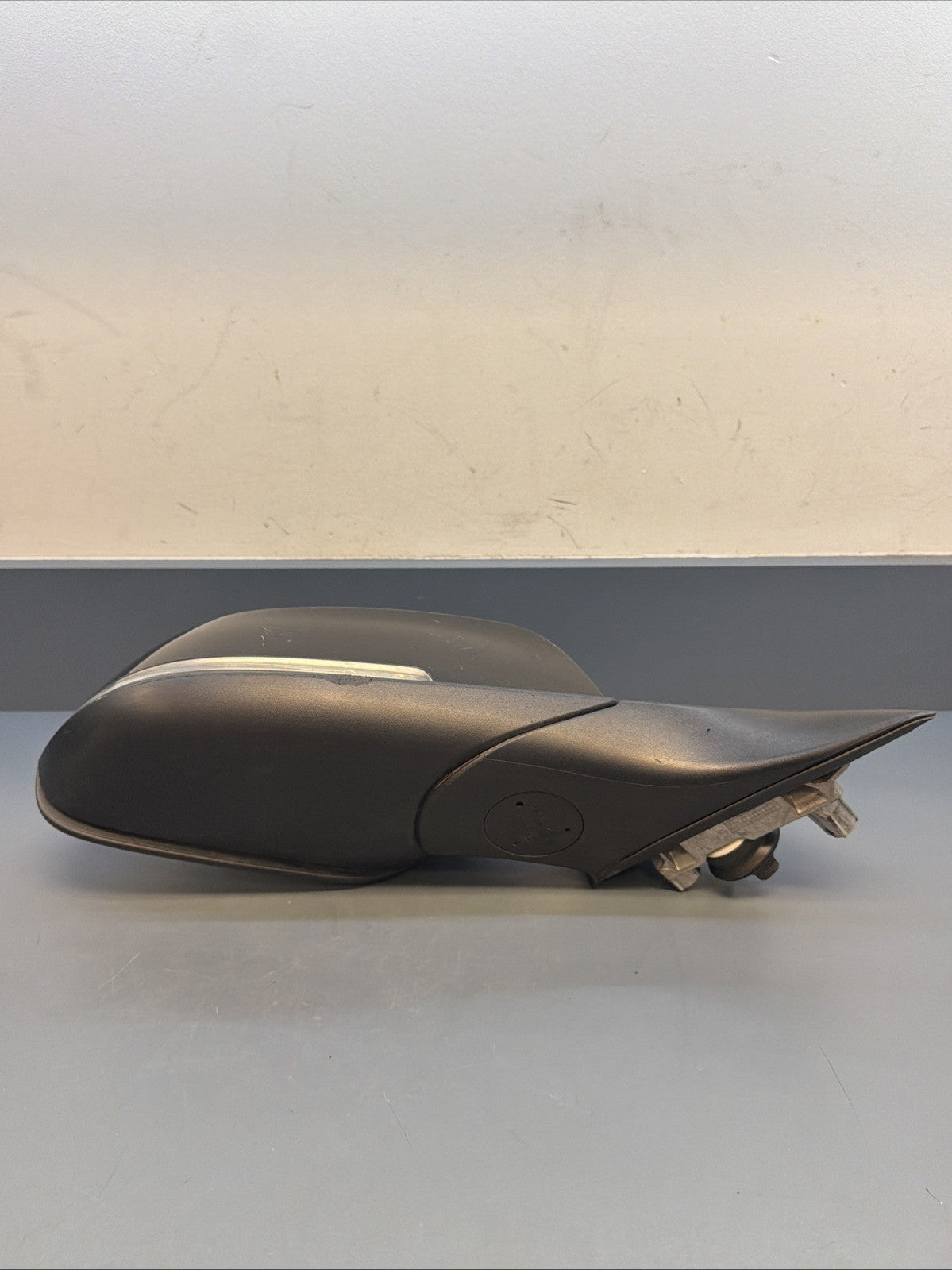 2013 BMW 335i Front Right Passenger Side Door Mirror 021185 OEM