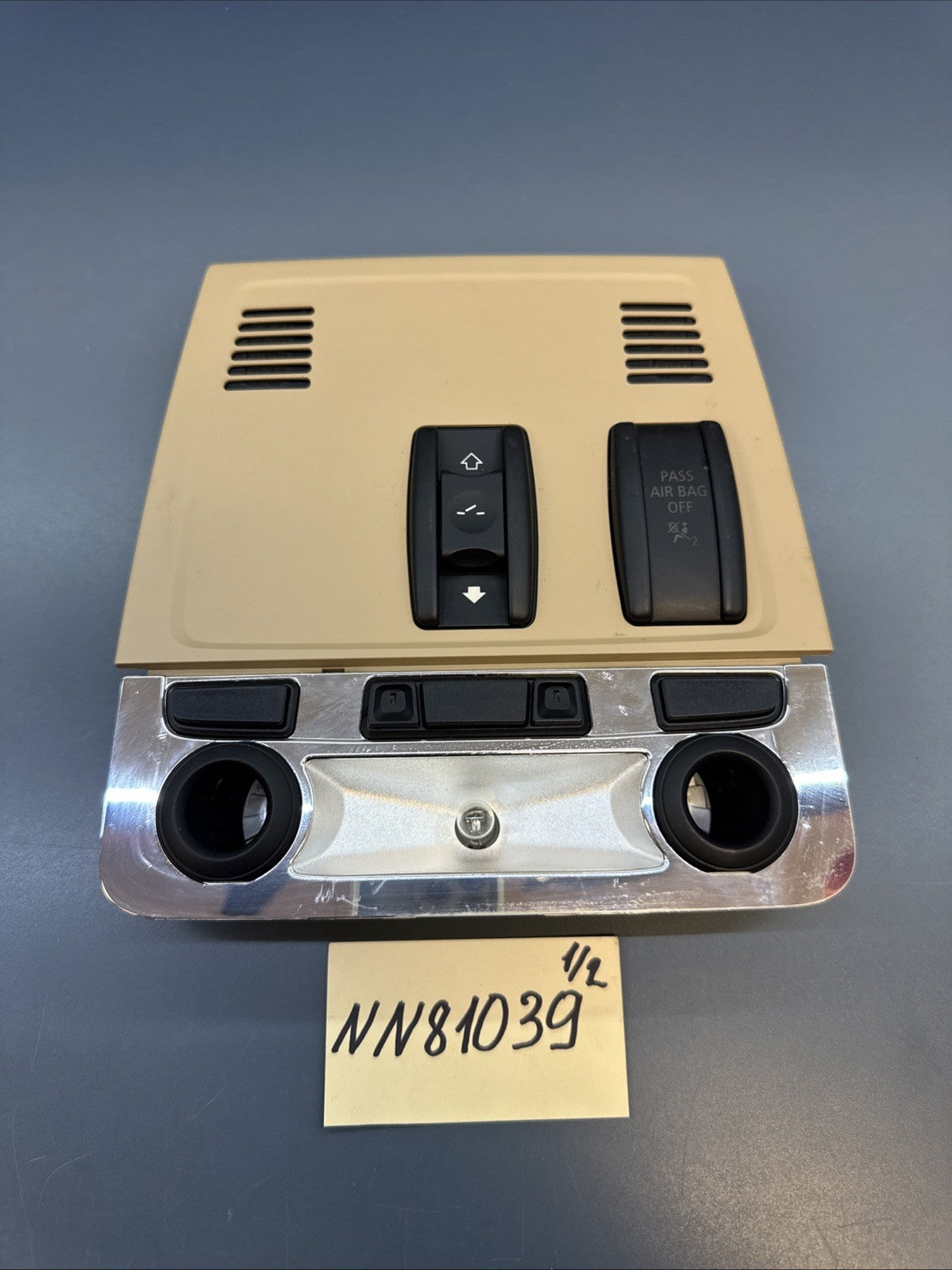 06-11 Bmw E90 328 330 335 Front Upper Roof Reading Light Roof 9225526 BEIGE