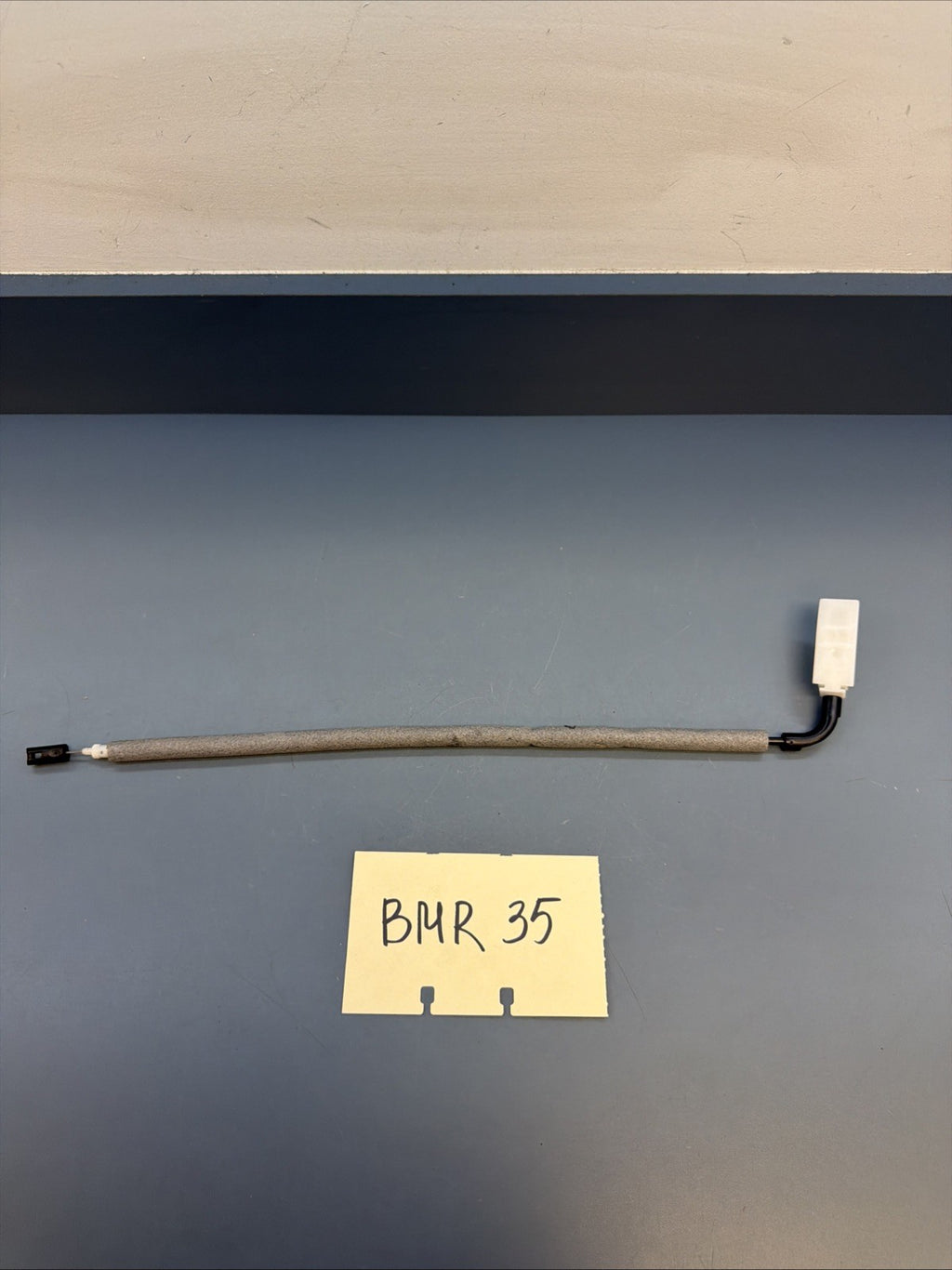 BMW 3 SERIES E90 E91 2007 / 05-11 FRONT LEFT SIDE DOOR HANDLE CABLE 3924752