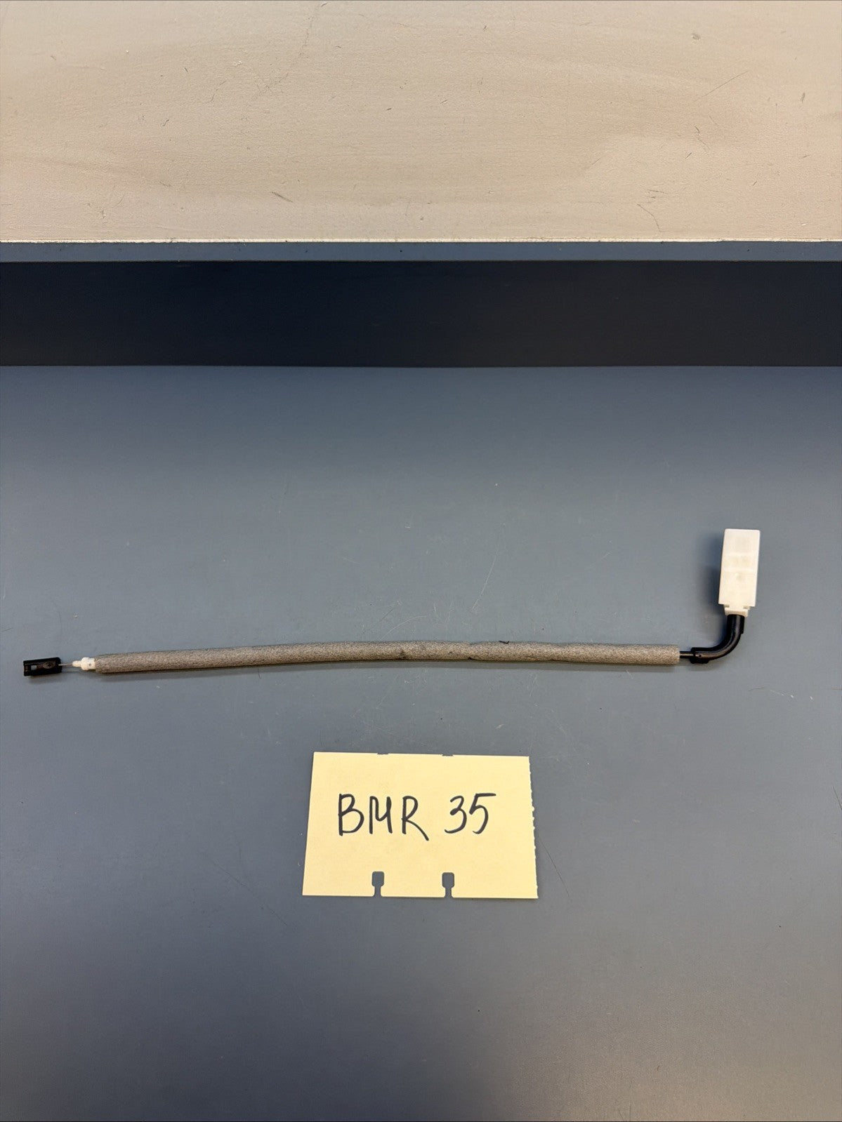 BMW 3 SERIES E90 E91 2007 / 05-11 FRONT LEFT SIDE DOOR HANDLE CABLE 3924752