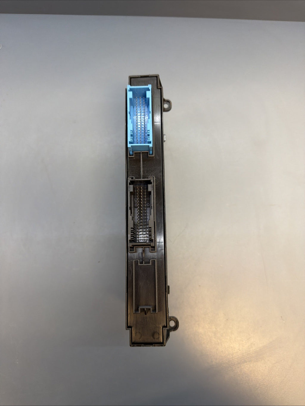 BMW 1 3 X1 Z4 Series E88 E90 E91 E84 E89 LCI Electronics Junction Box 9305736