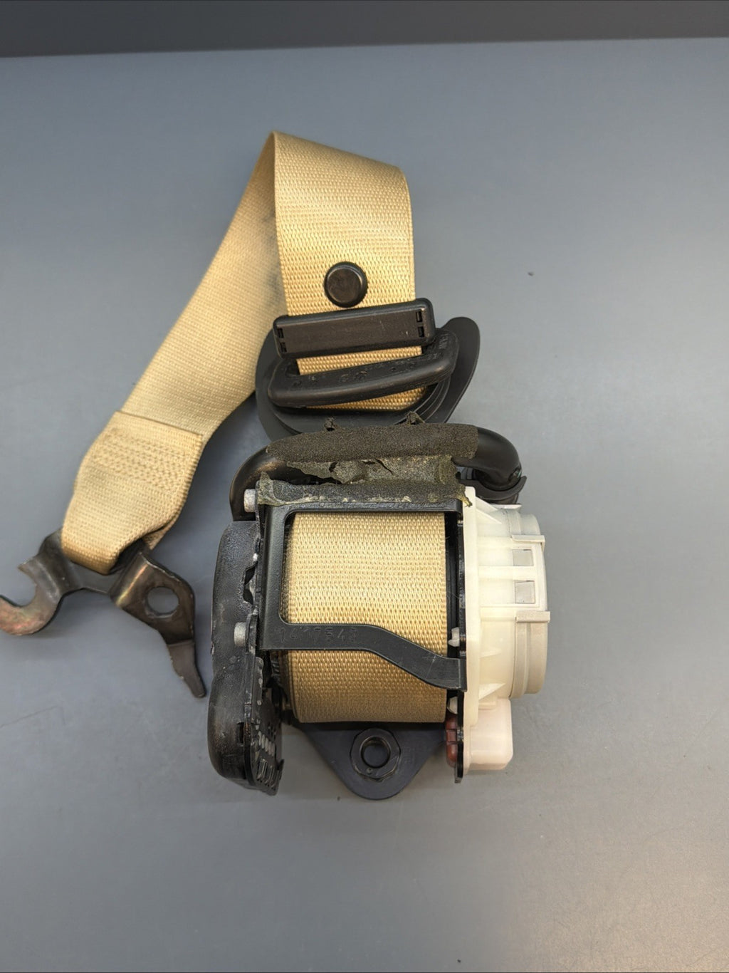 2011 - 2017 BMW X3 F25 Front Right Passenger Seat Belt w/ Retractor Seatbelt OEM