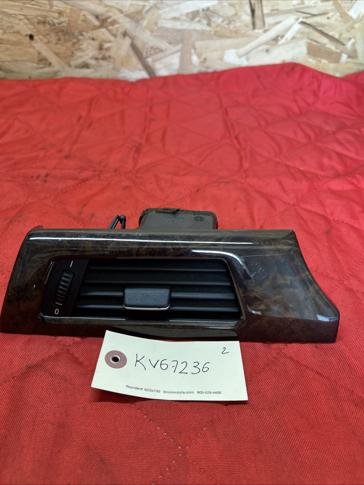 BMW E90 E91 E92 E93 06-13 325i 328i 330i 335i Wood Grain vent trim left 7132853