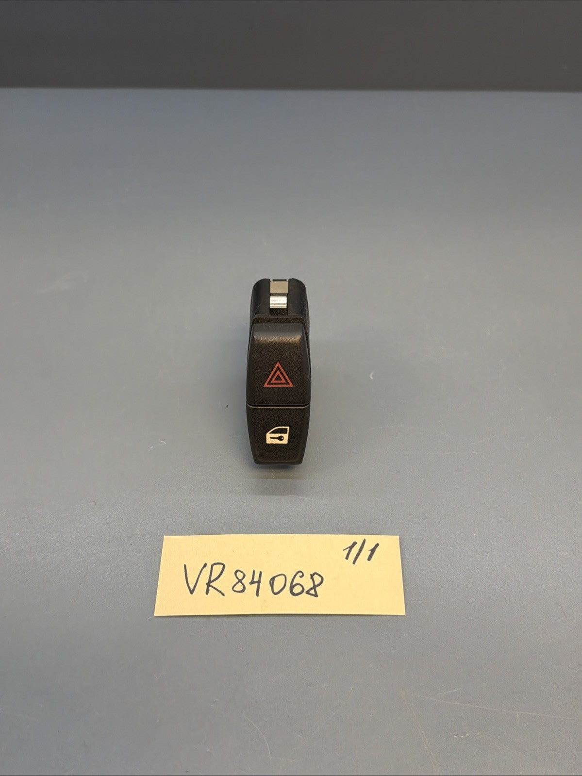 2012-2015 BMW X1 SDRIVE28I E84 - Hazard / Central Locking Switch 6919506