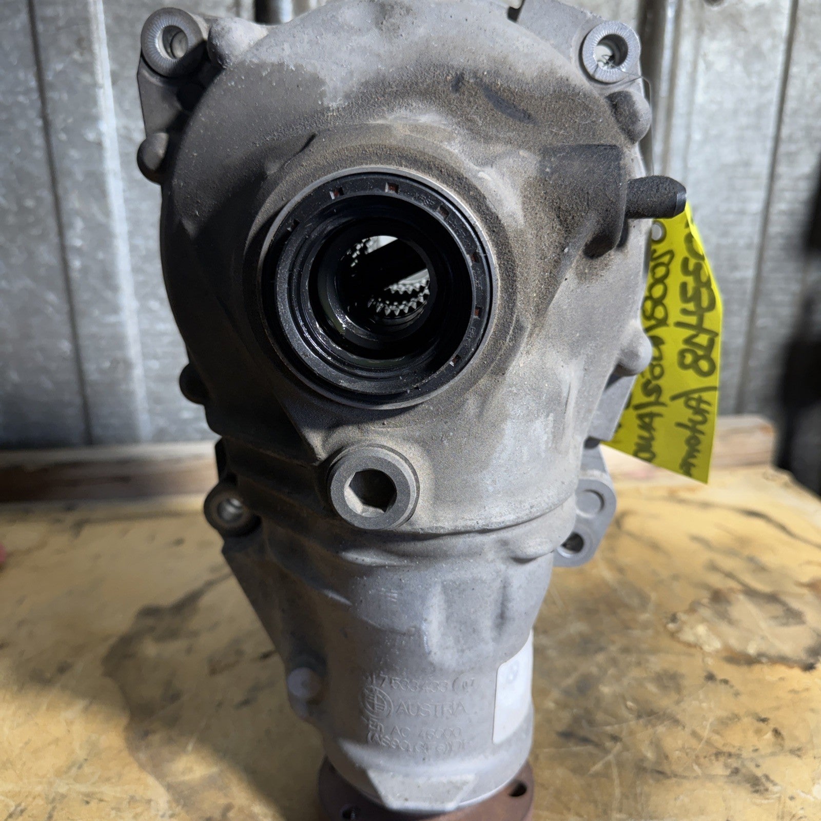 Front Differential Carrier Final Drive 3.91  AWD Diff OEM BMW E90 328XI 7533567