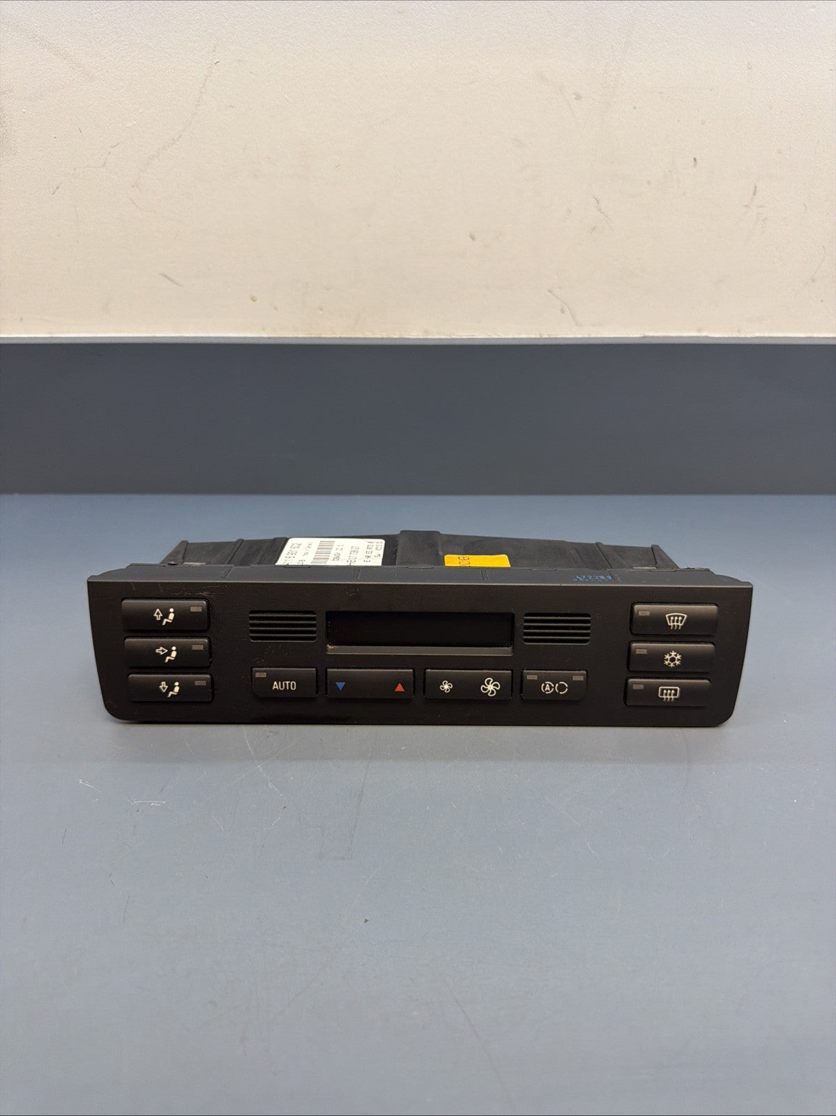 99-06 BMW 323 325 328 330 E46 Digital Climate Control Heater Controls 6931602