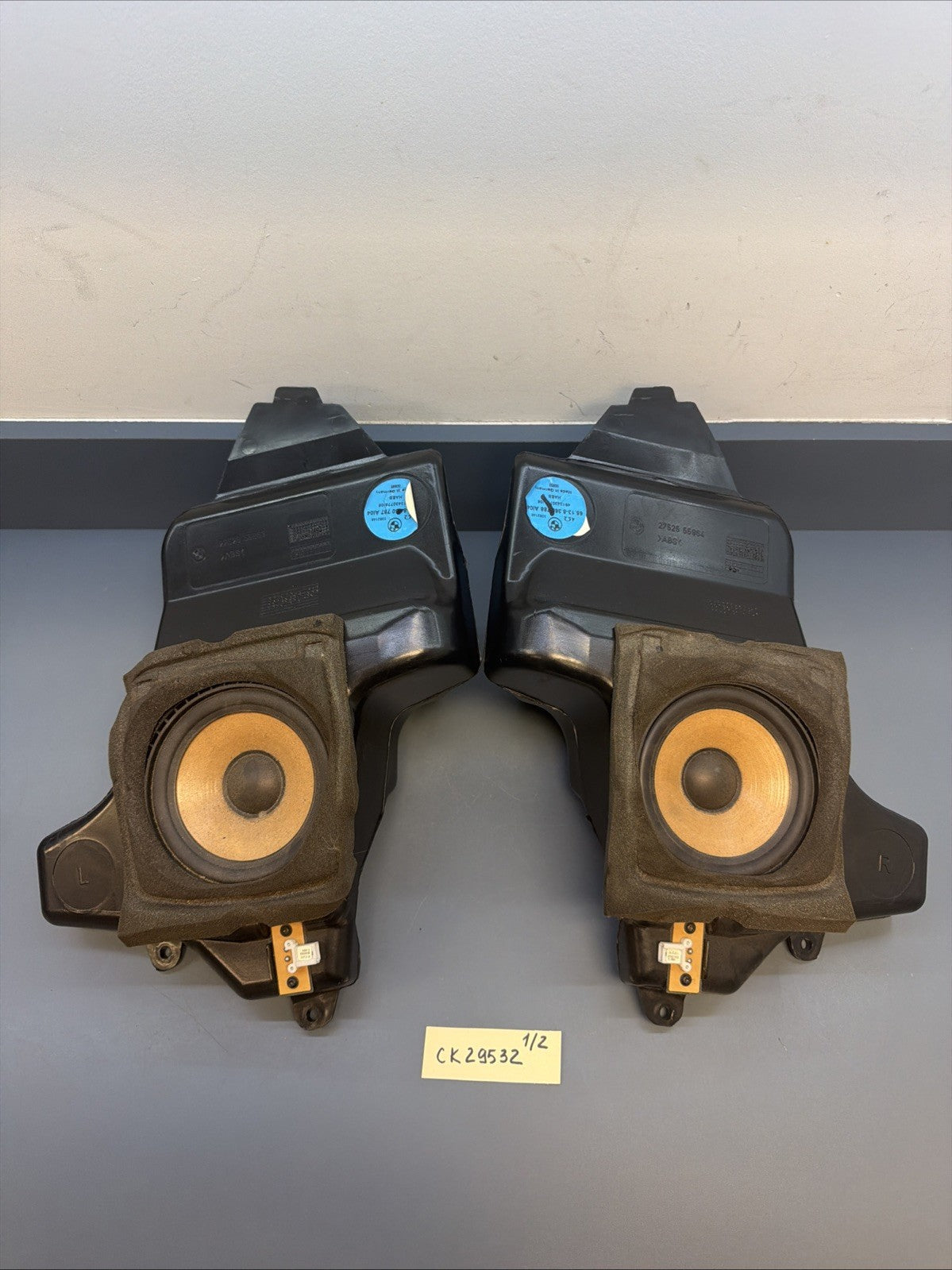 OEM BMW E39 Rear Parcel Shelf Speakers Enclosed 525 528 530 Pair 2752555964/63