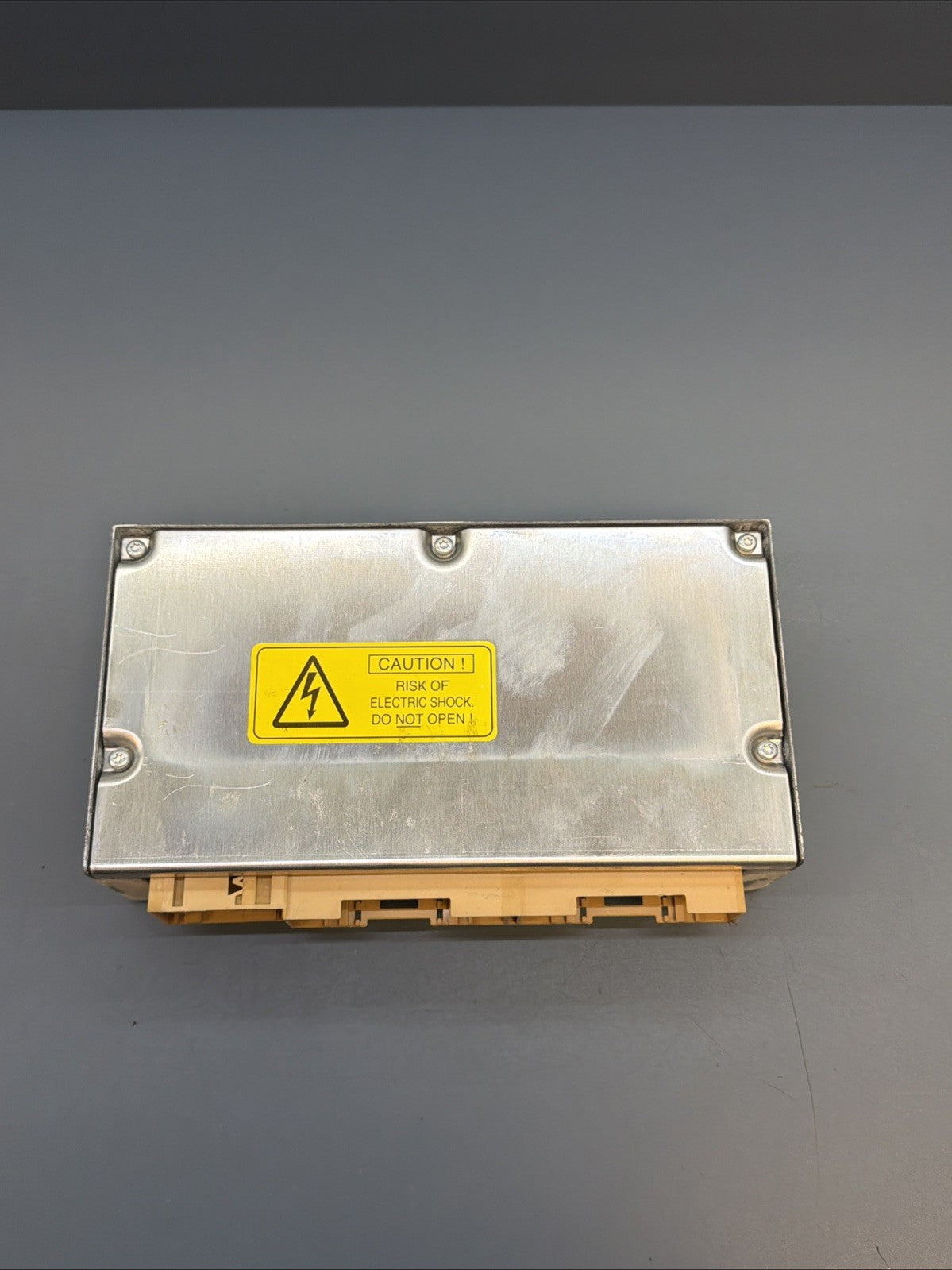 2004–2007 BMW E60 E61 Rear Safety Gateway Control Module SGM OEM 65776943089