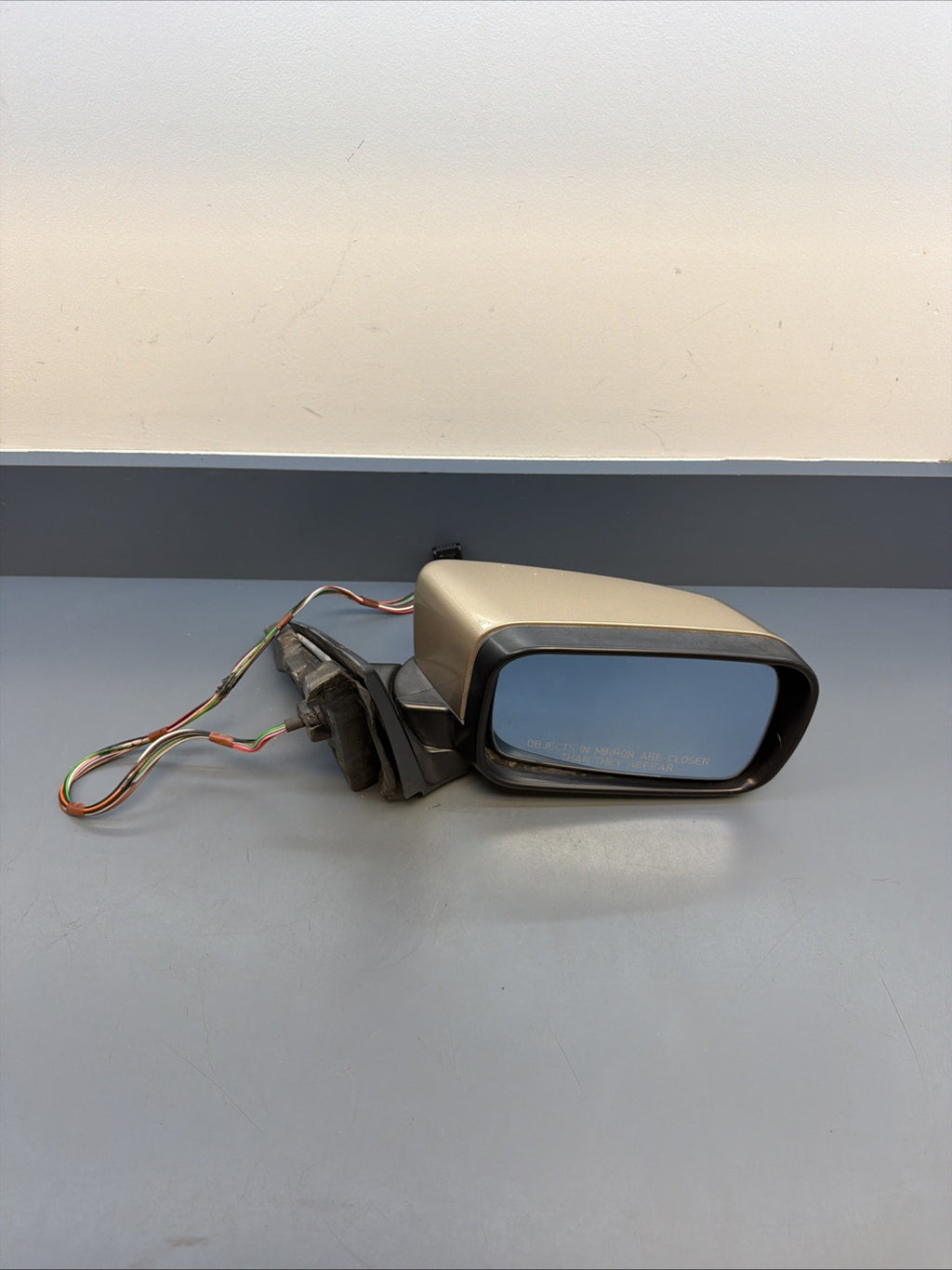 BMW E46 RIGHT PASSANGER SIDE MIRROR COMPLETE OEM BMW 0117351
