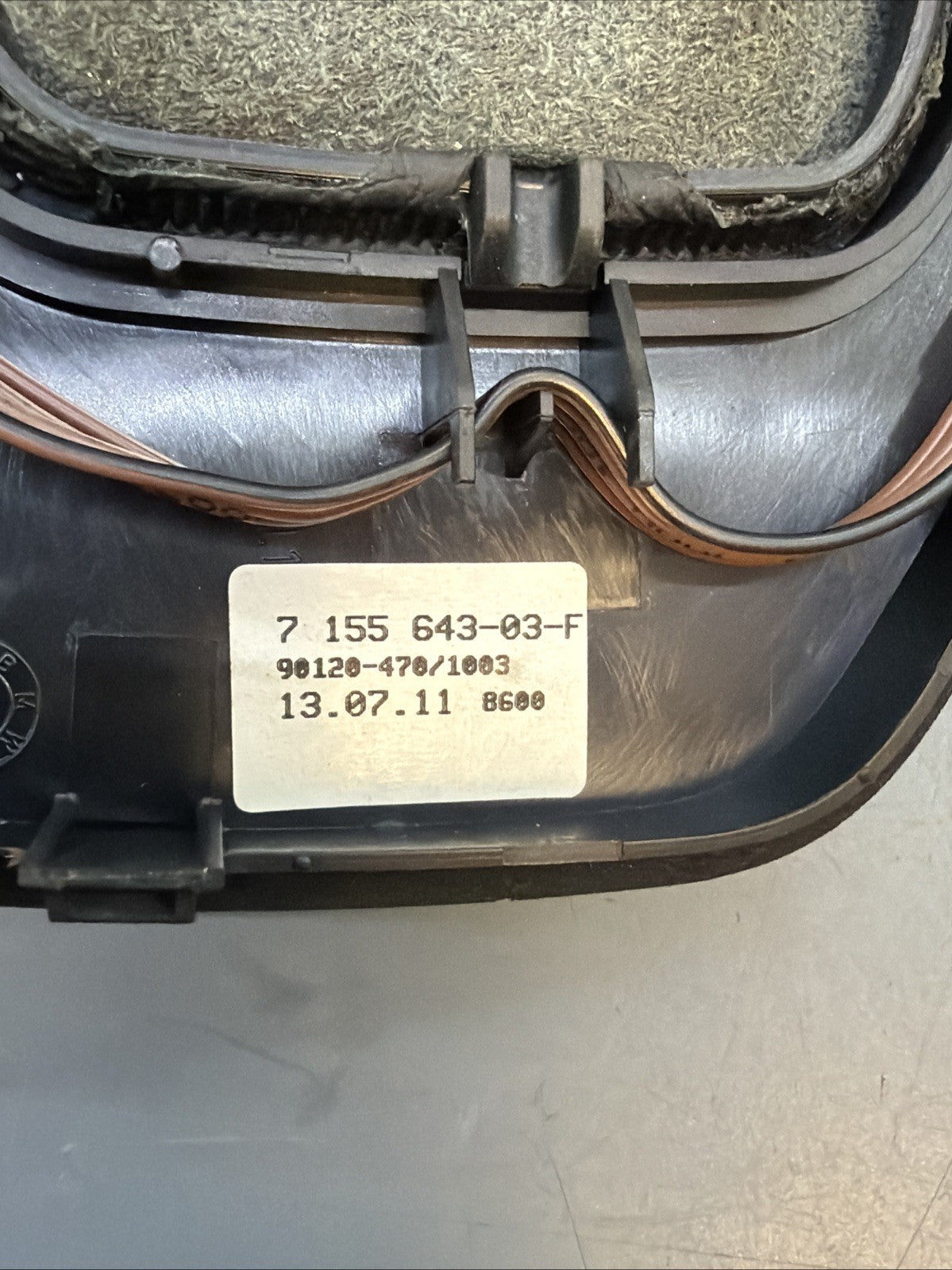 2007-2013 BMW E90 E92 E93 328i Automatic Gear Shifter Trim Bezel 7155643 Oem
