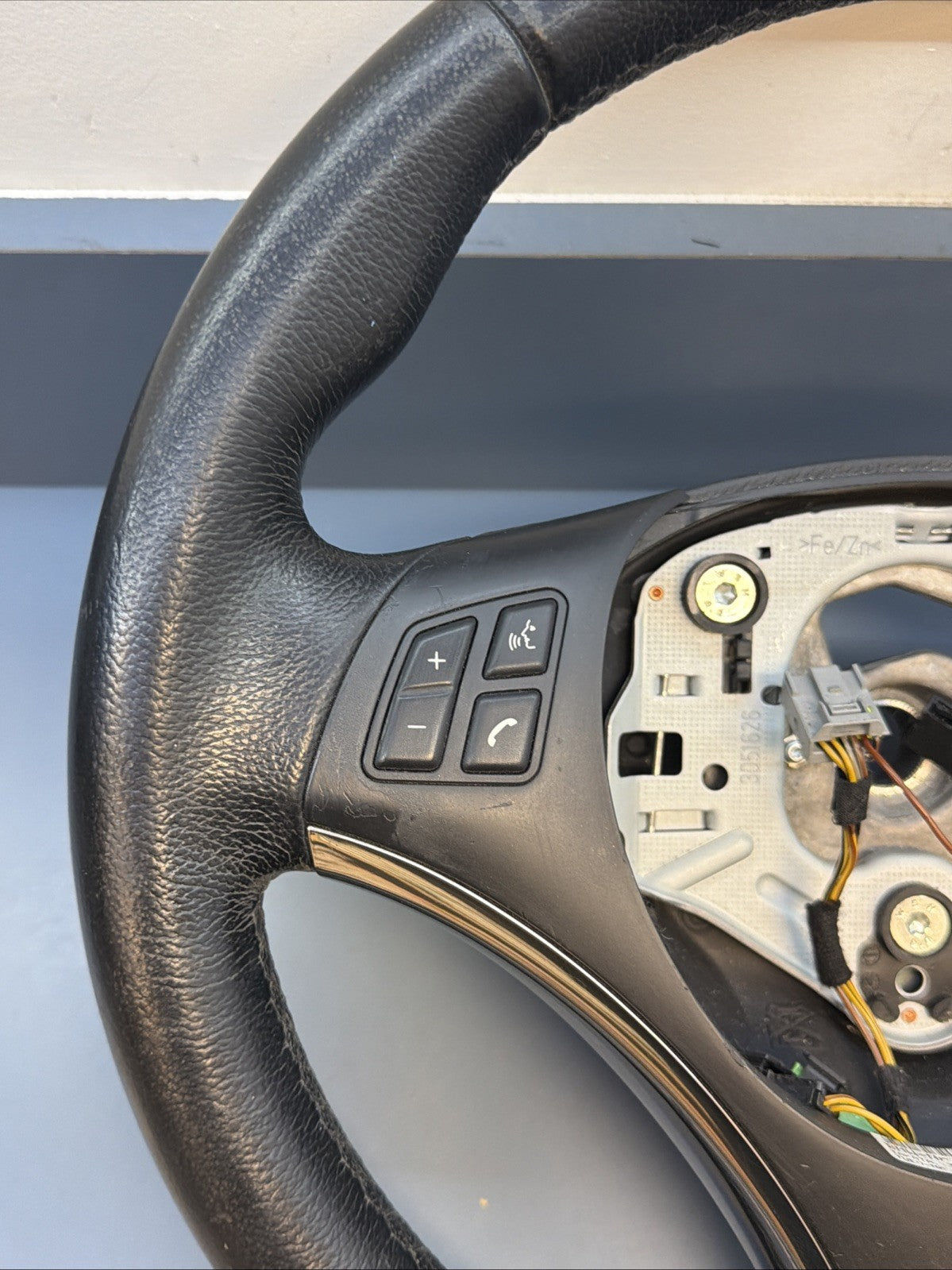 07-11 OEM BMW E90 E92 E93 X1 335 Sport Black Leather Steering Wheel 6772148
