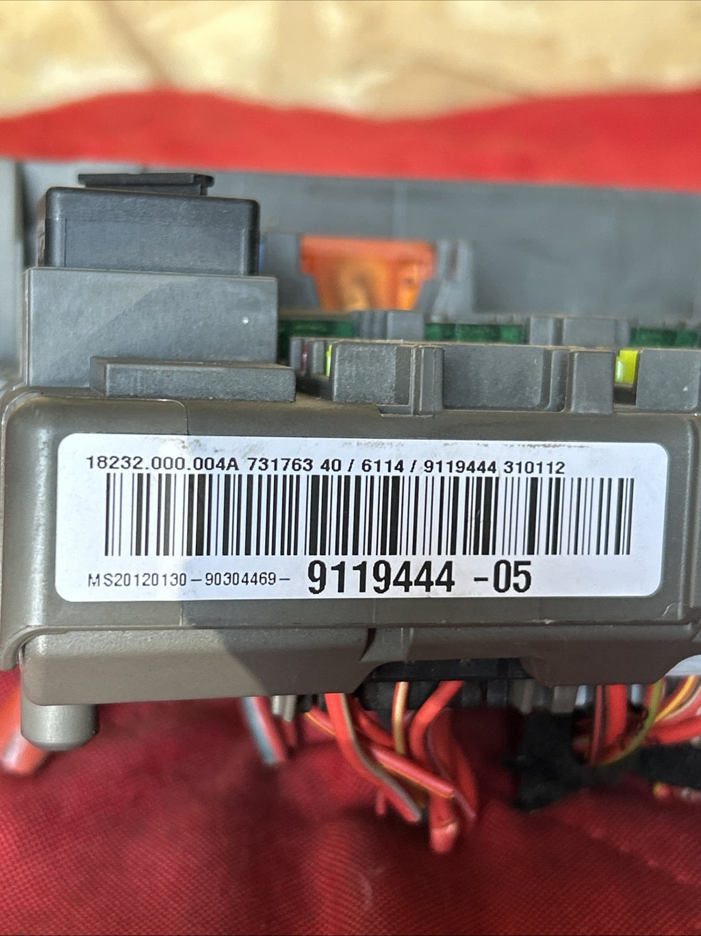 BMW 1 3 X1 Series E90 E91 E84 E87 Fuse Box Front Power Distribution 9119444