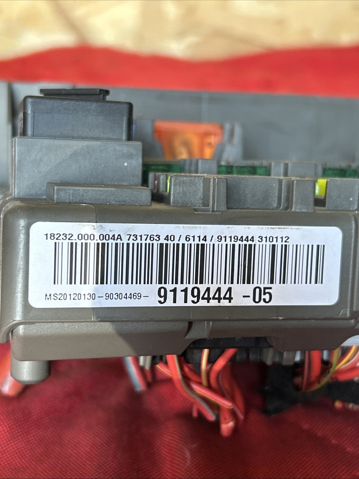 BMW 1 3 X1 Series E90 E91 E84 E87 Fuse Box Front Power Distribution 9119444