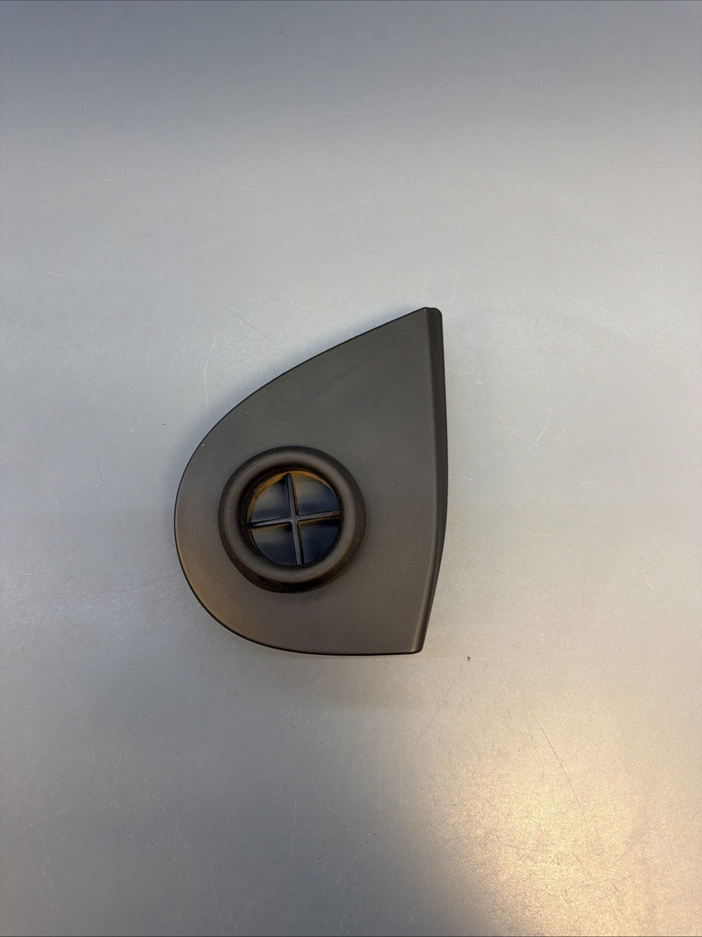 04-10 BMW E63 E64 6 Series Left Driver Side Dashboard Vent Trim Panel 7009285