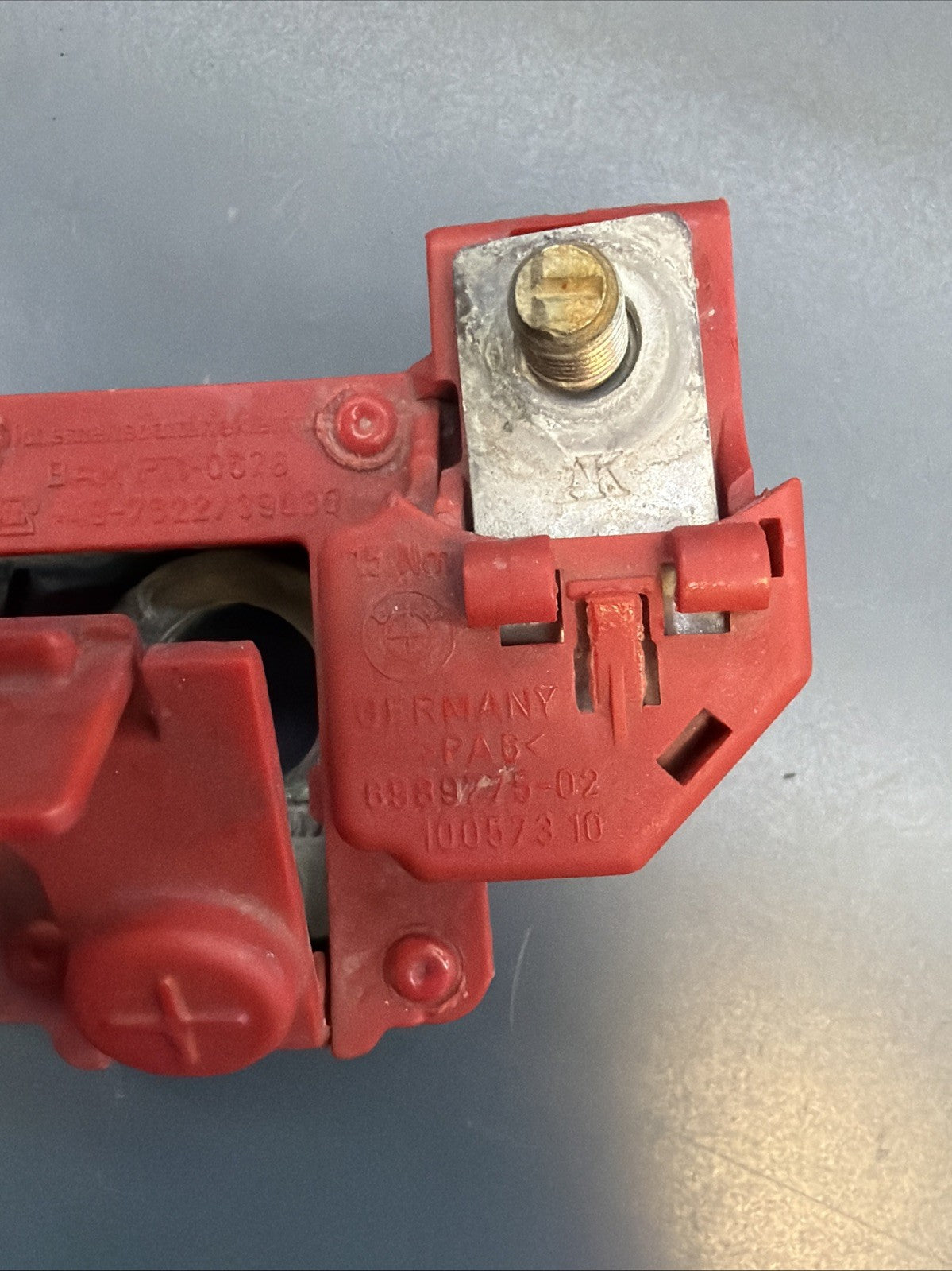 BMW E60 E61 5 SERIES OEM BATTERY POSITIVE CABLE TERMINAL 6989775
