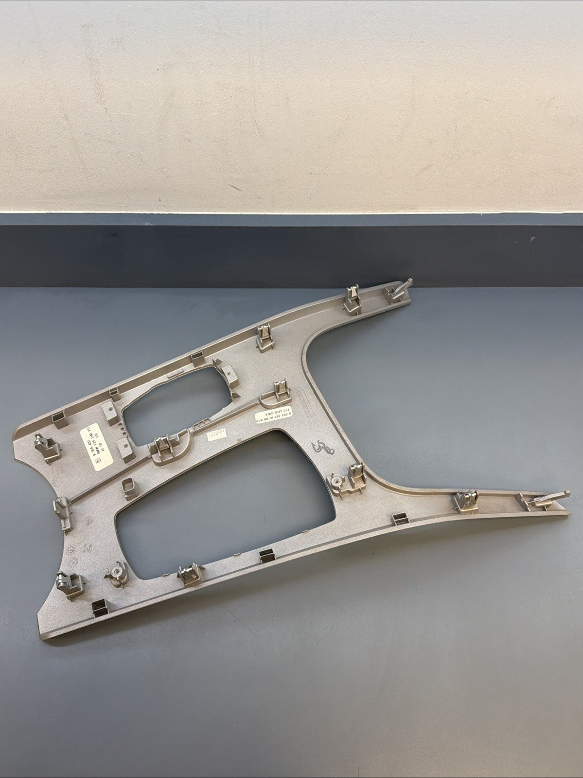 2011-2018 BMW X3 F25 Front Center Console Moulding Trim Silver OEM 9184481