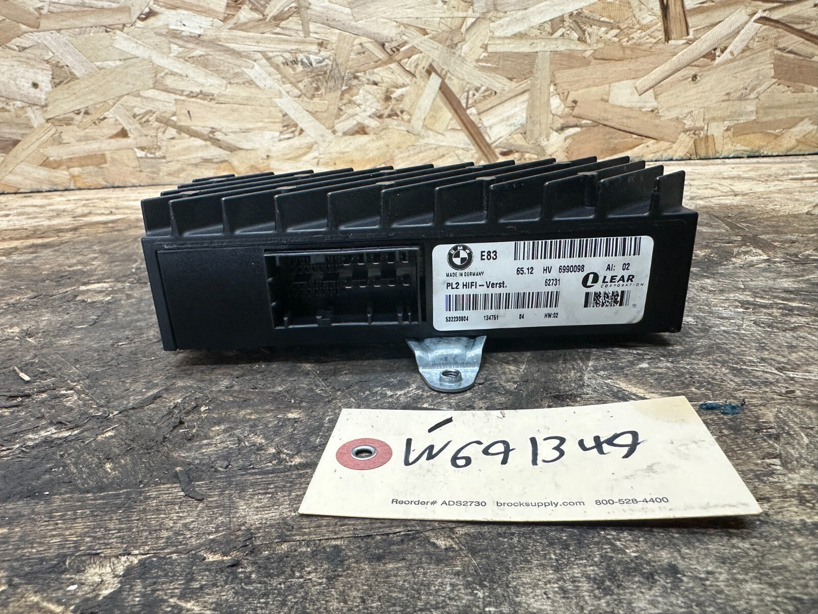 BMW 03-10 E83 X3 LEER STERIO RADIO AUDIO AMPLIFIER HiFi W BRACKET OEM 6990098