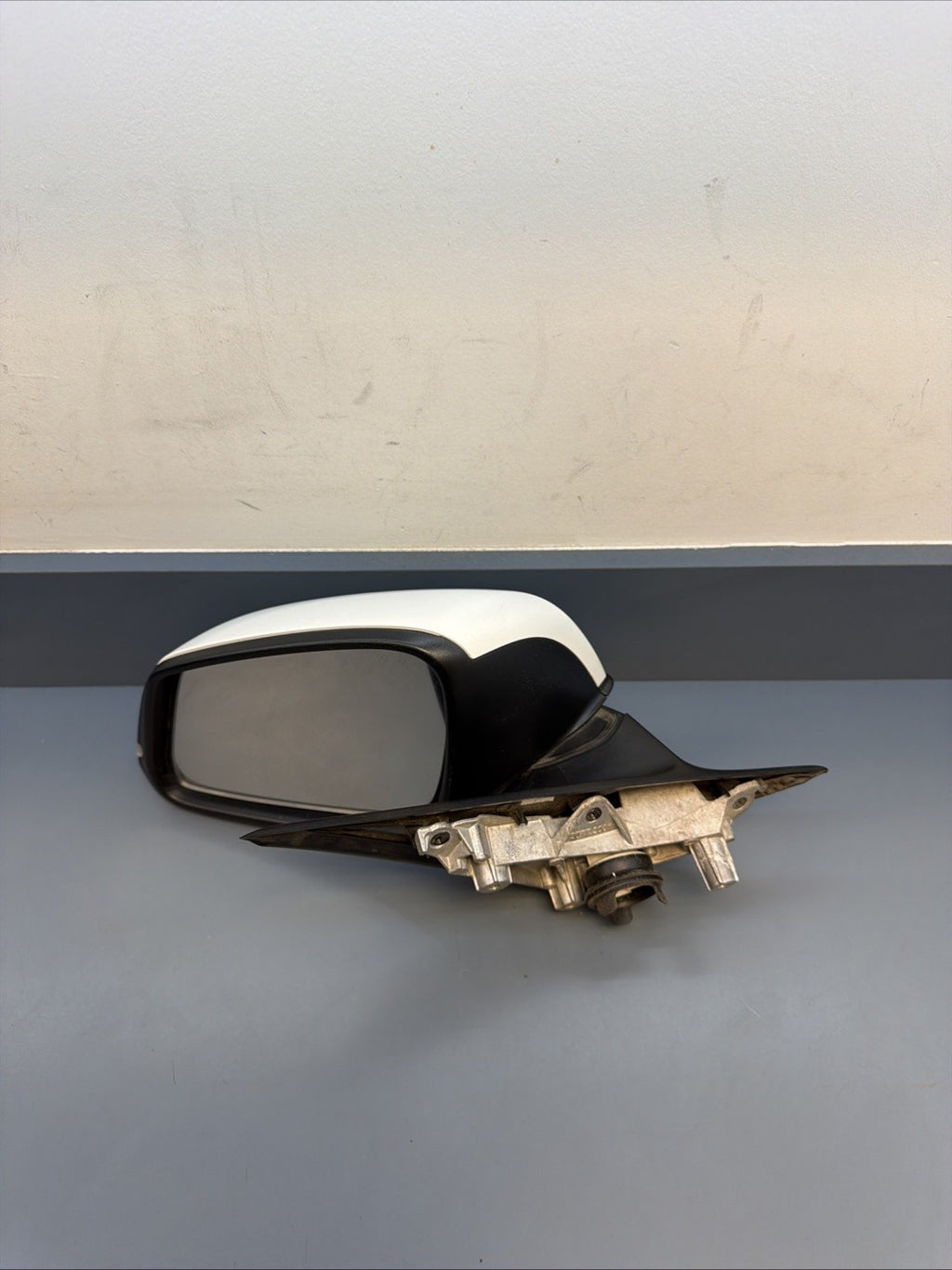 12-18 BMW F30 328i 330i 335i 340i Left Driver Side Rear View Mirror 021185 OEM