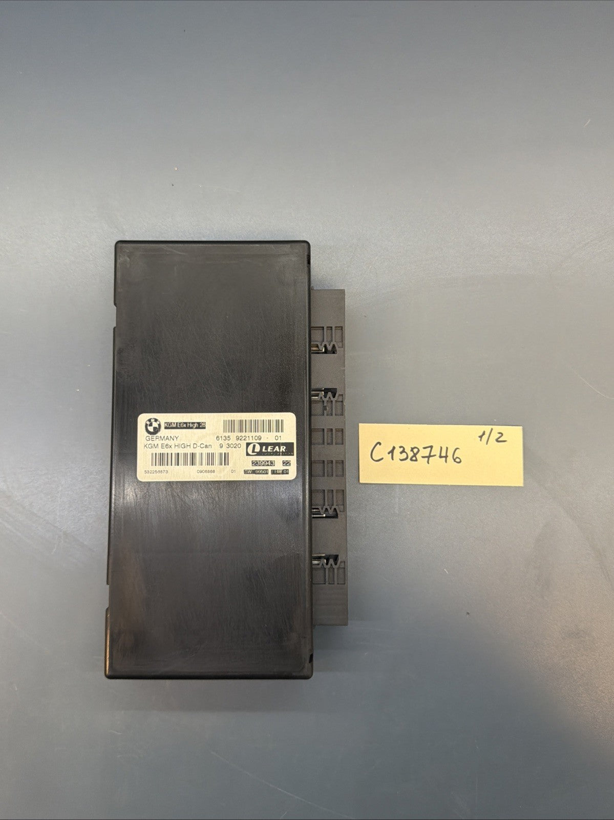 2008-2009-2010 BMW E60 E63 E64 535i GATEWAY THEFT LOCKING CONTROL MODULE 9221109