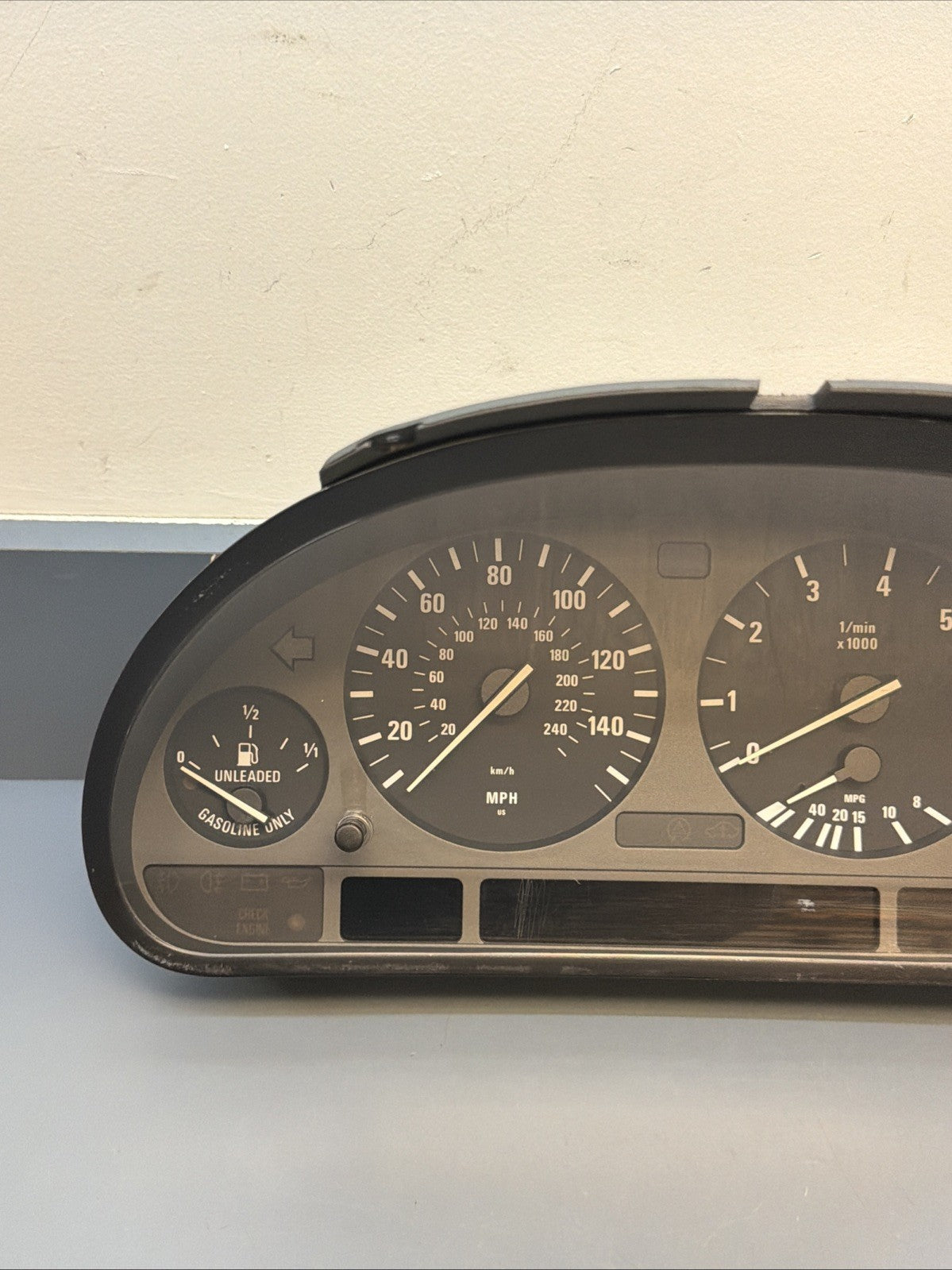BMW E39 525i 530i 540i Instrument Cluster Speedometer OEM 8376716 194K
